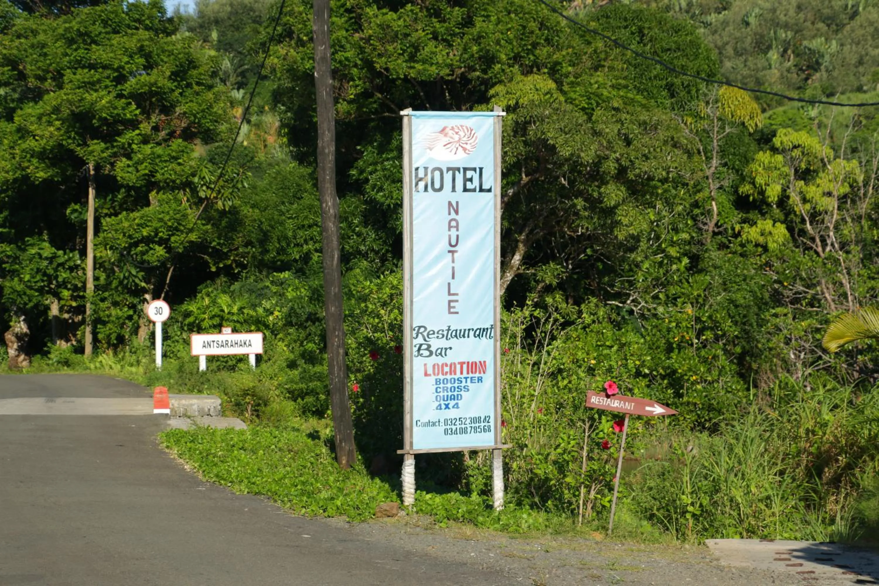 Facade/entrance in Hotel Nautile