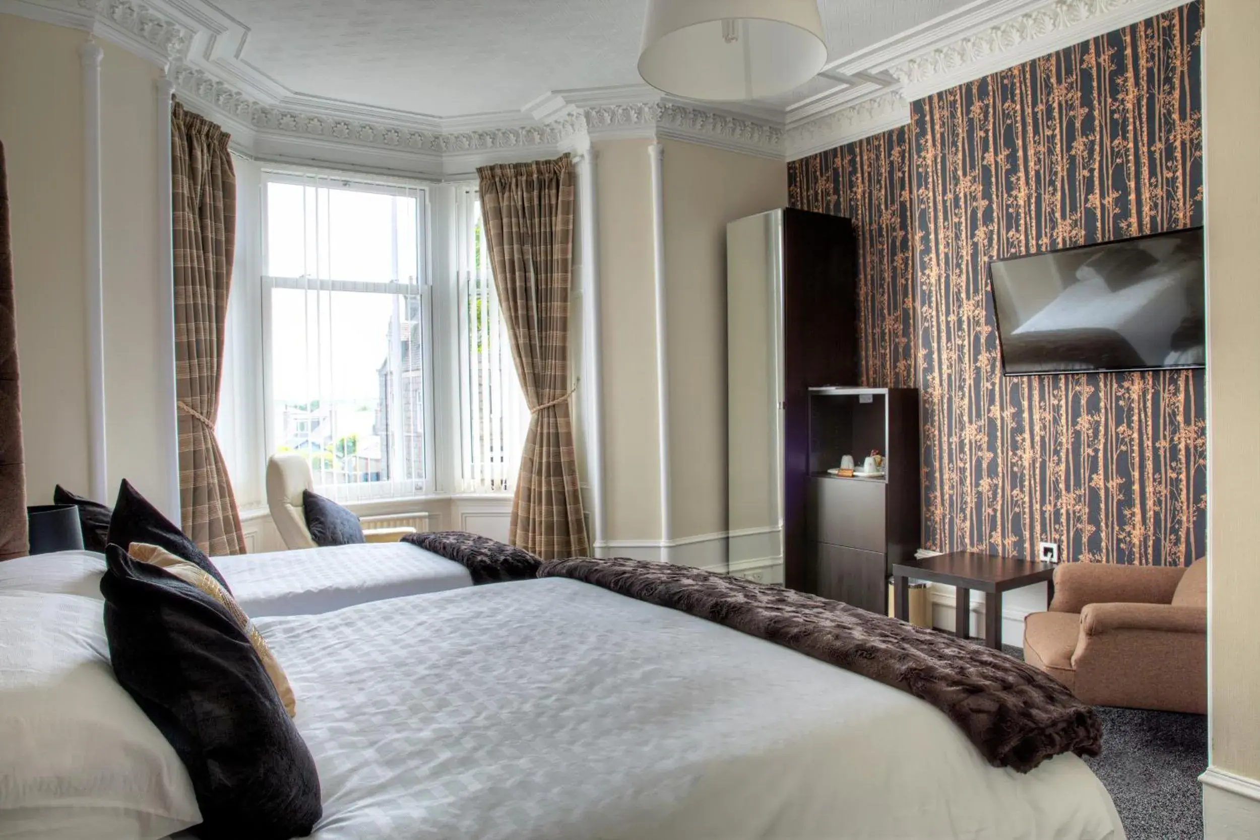 Quadruple Room - single occupancy in Kildonan Guest House Quadruple Room - single occupancy in Kildonan Guest House