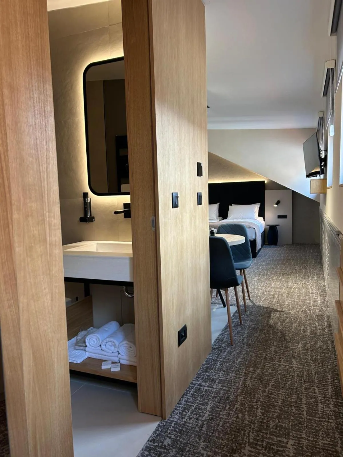 View (from property/room), Bed in Hotel NOVA Inn Sarajevo
