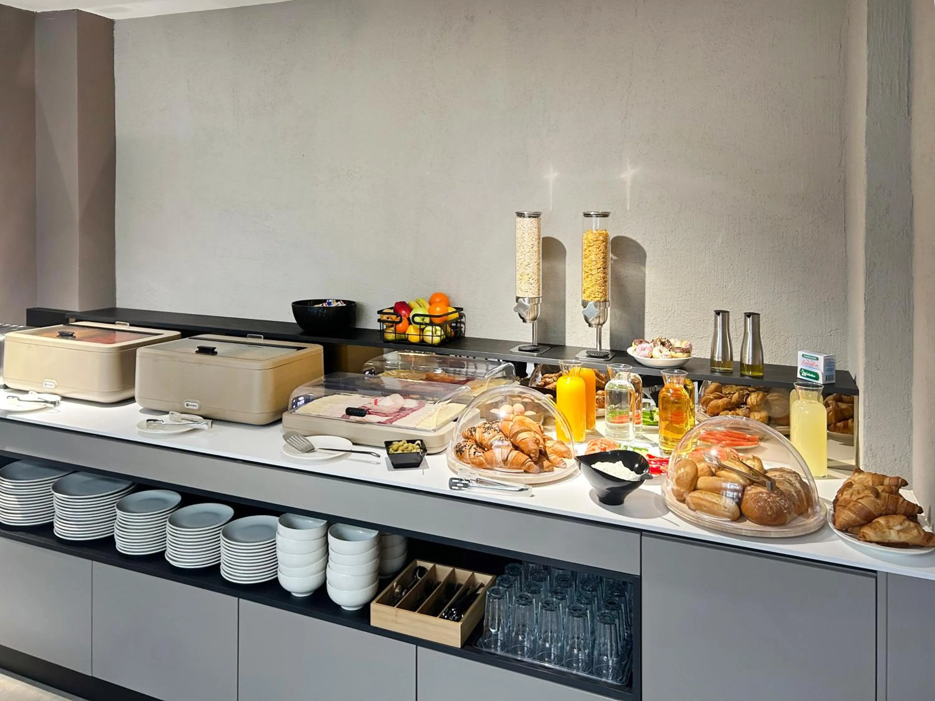Buffet breakfast in Hotel NOVA Inn Sarajevo