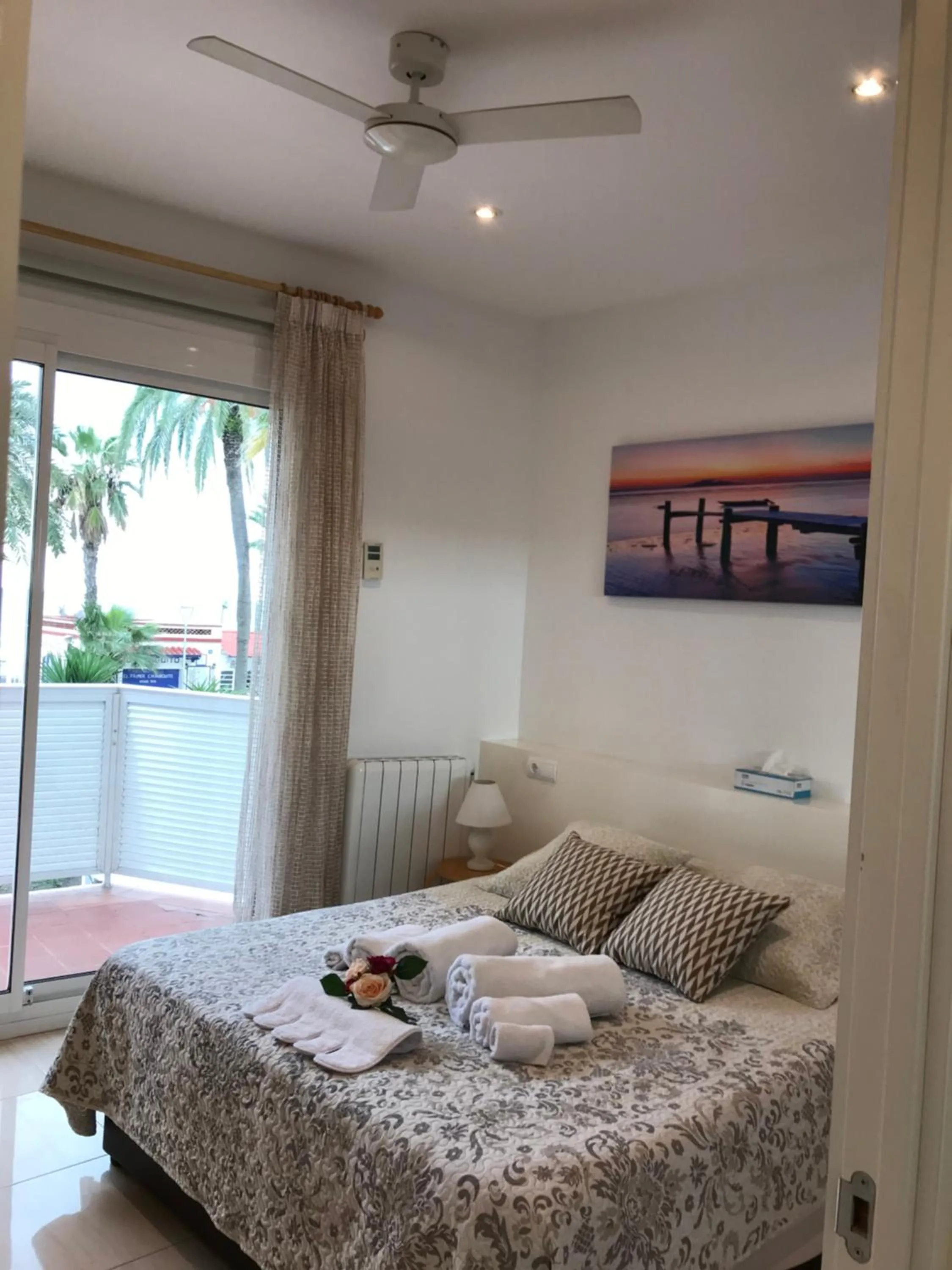 Bed in Sitges Seafront RIBERA