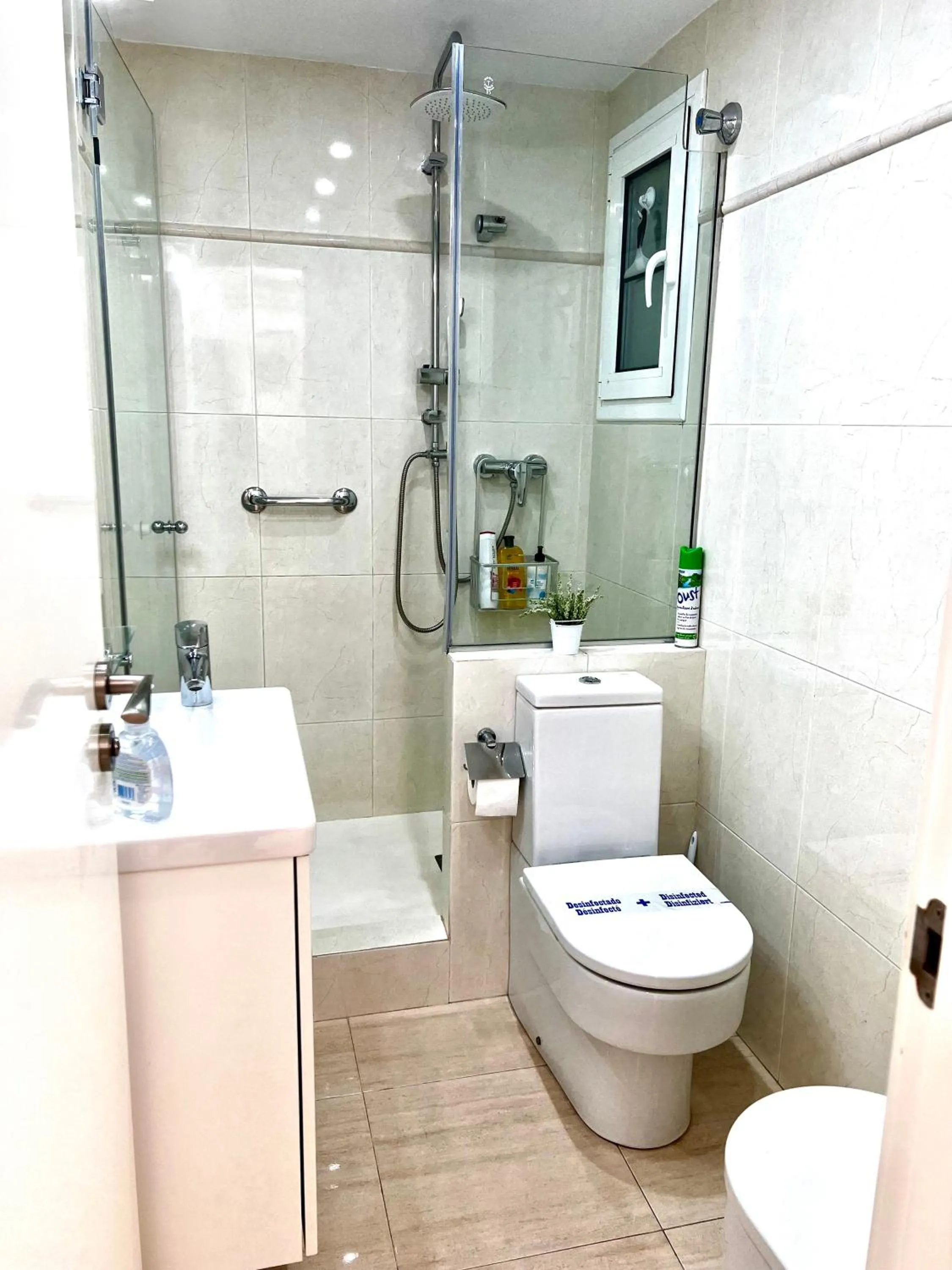 Shower in Sitges Seafront RIBERA