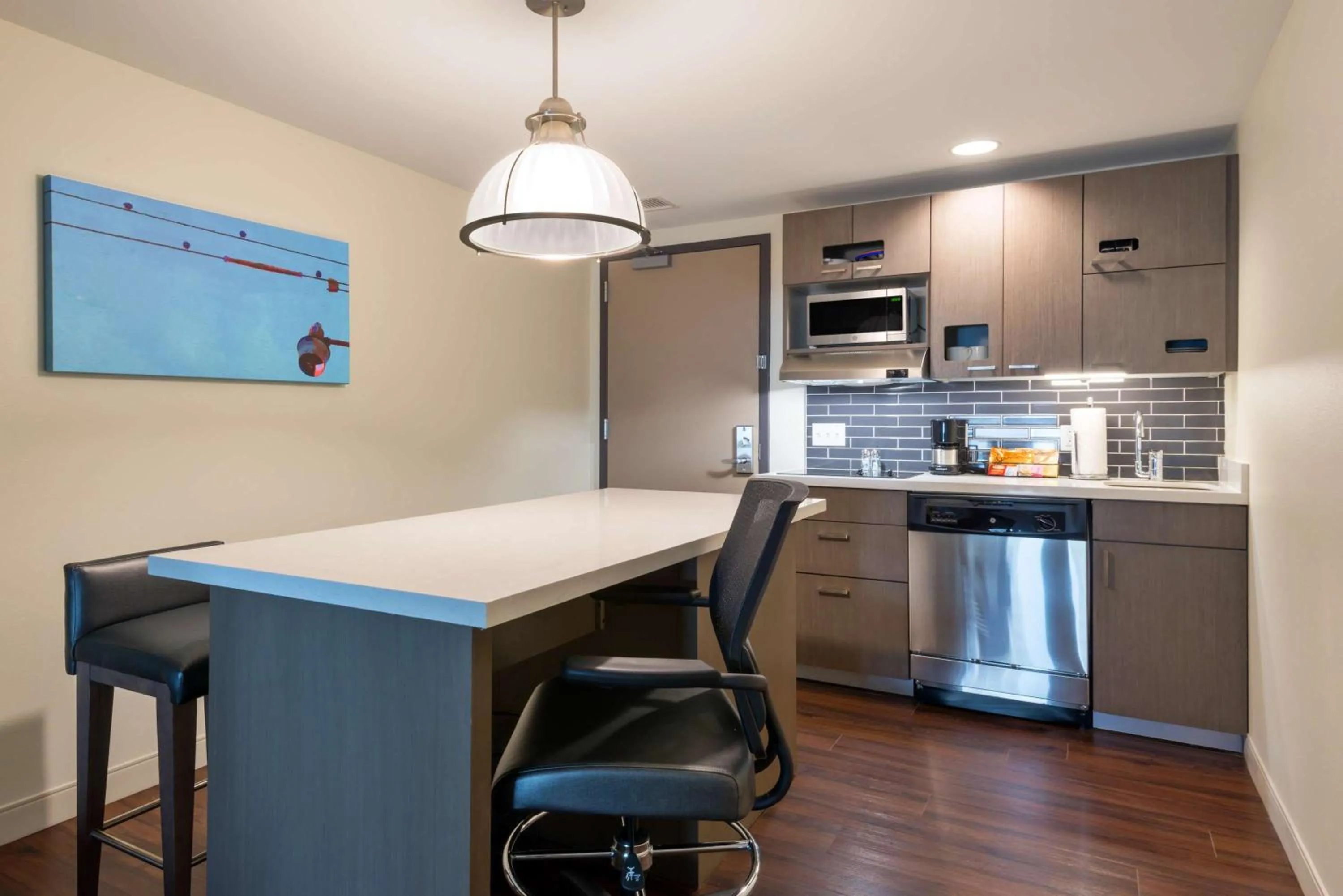 Bedroom in Hyatt House Denver/Downtown