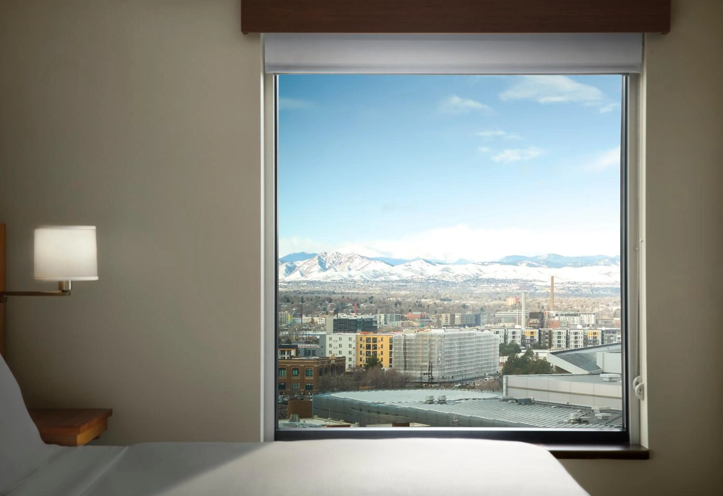 Mountain view, Bed in Hyatt Place Denver Downtown