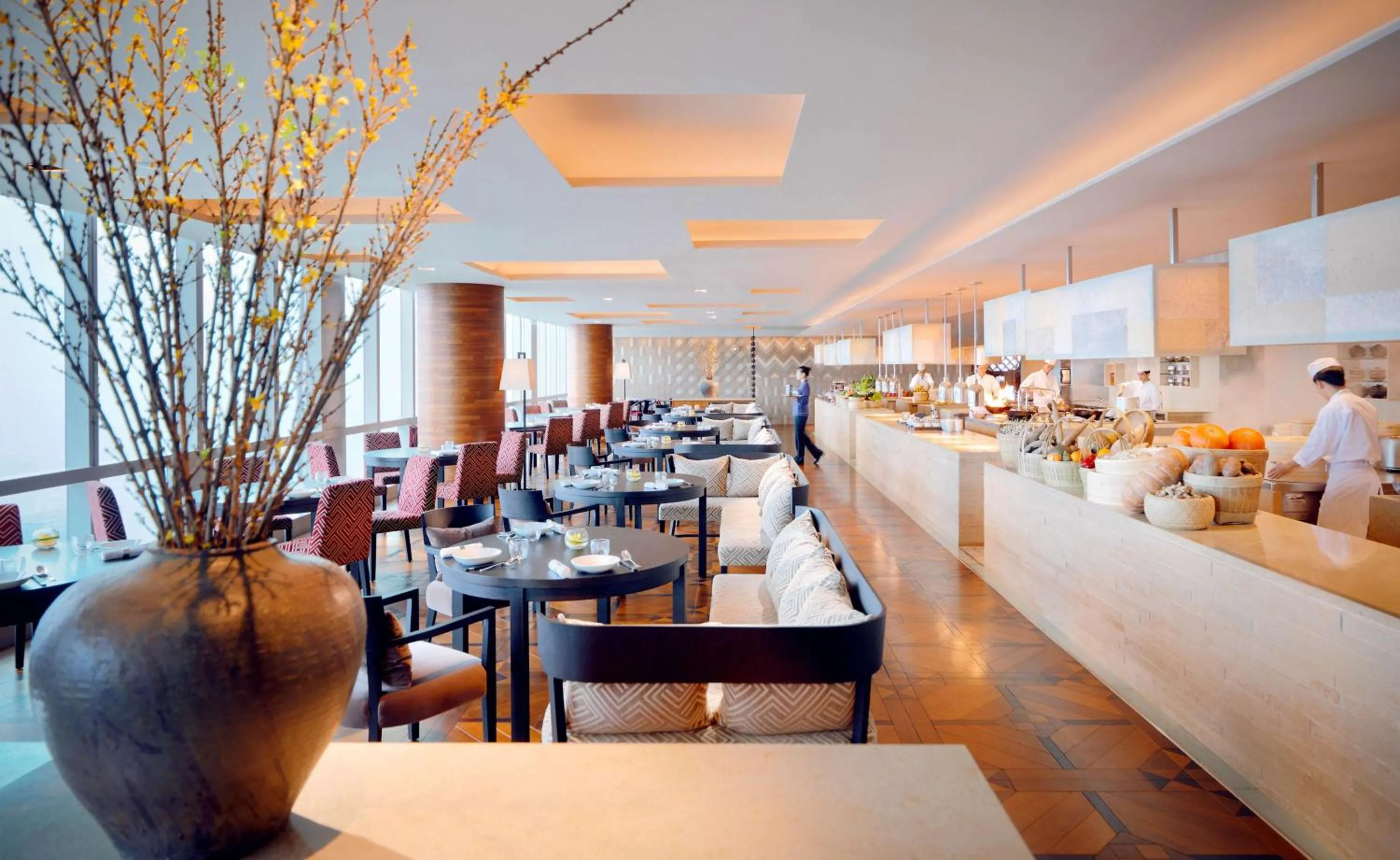 Restaurant/places to eat in Park Hyatt Guangzhou
