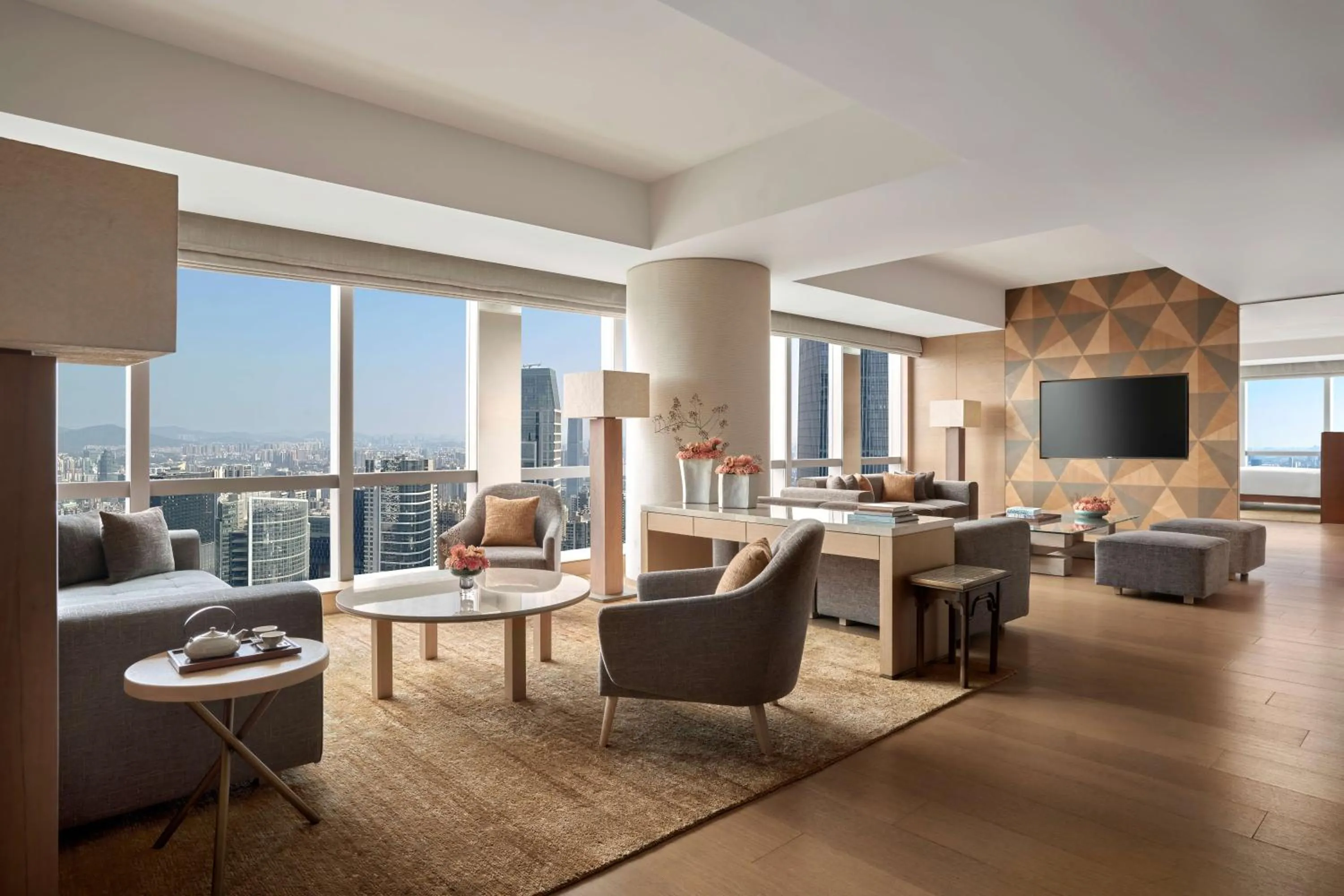 Living room in Park Hyatt Guangzhou