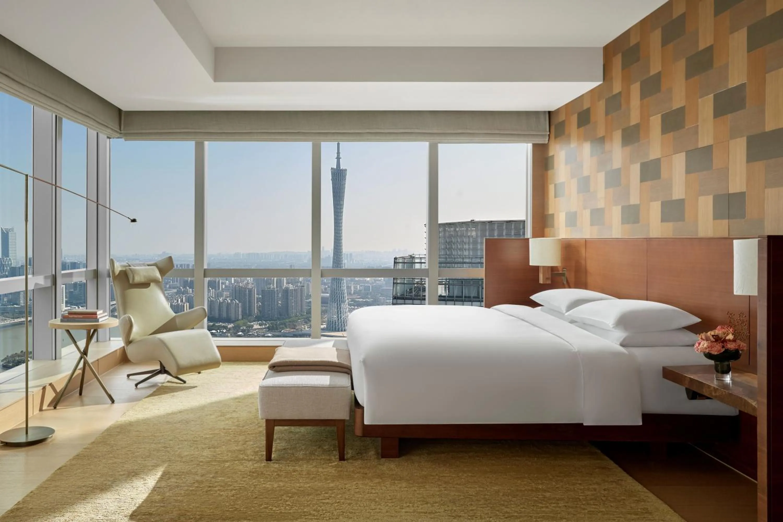 Bed in Park Hyatt Guangzhou