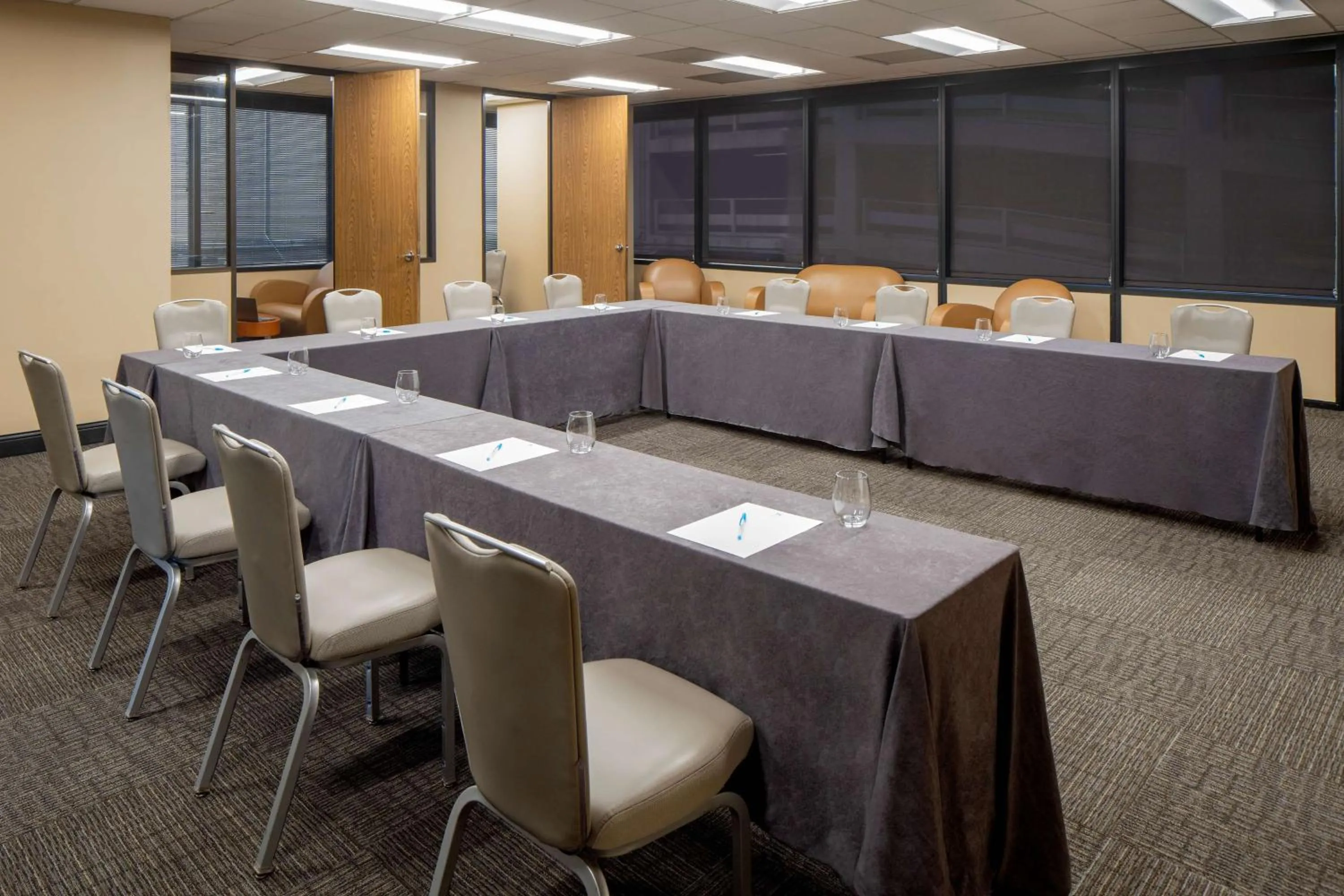 Meeting/conference room in Hyatt House New Orleans Downtown