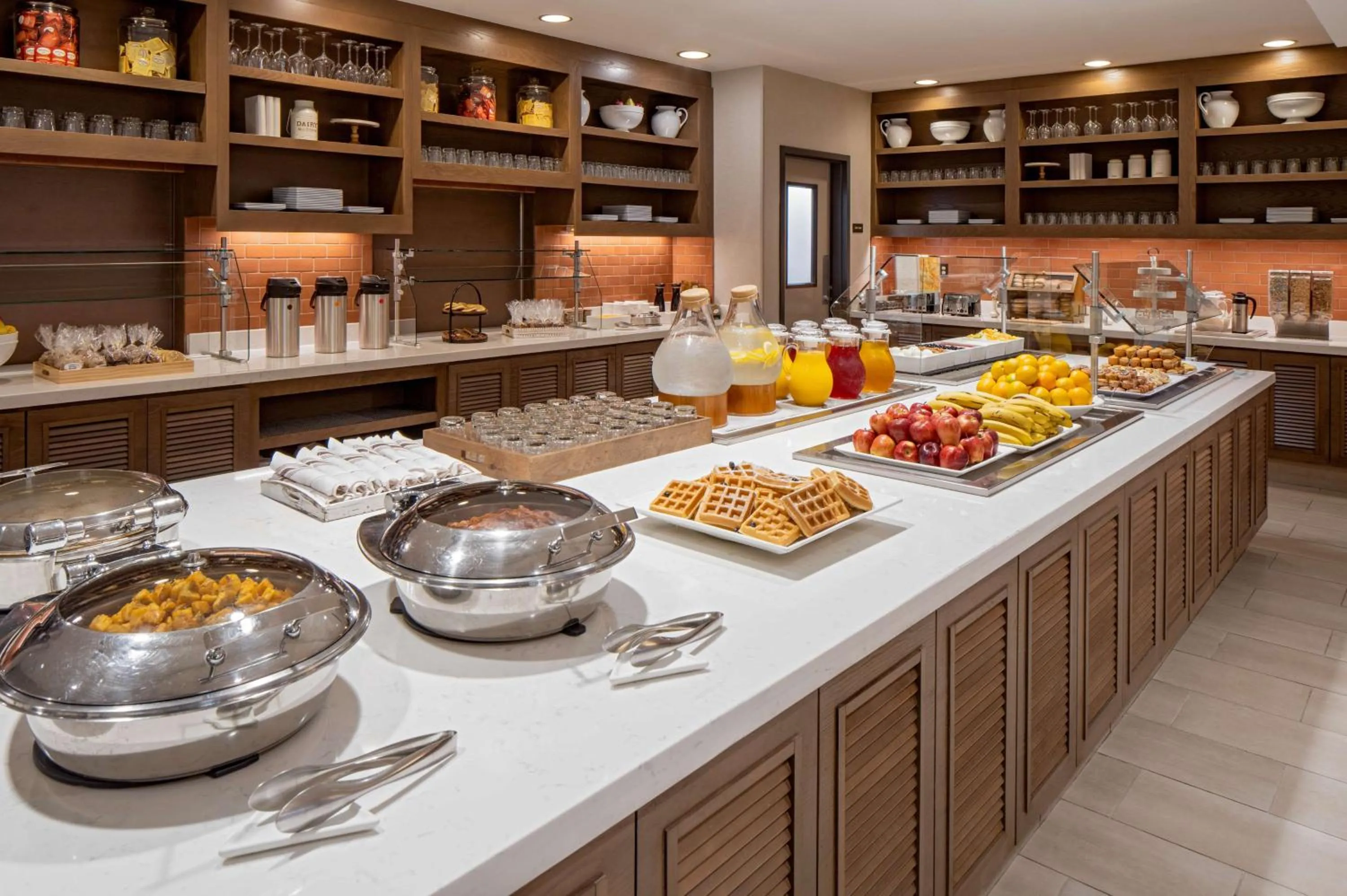 Breakfast in Hyatt House New Orleans Downtown