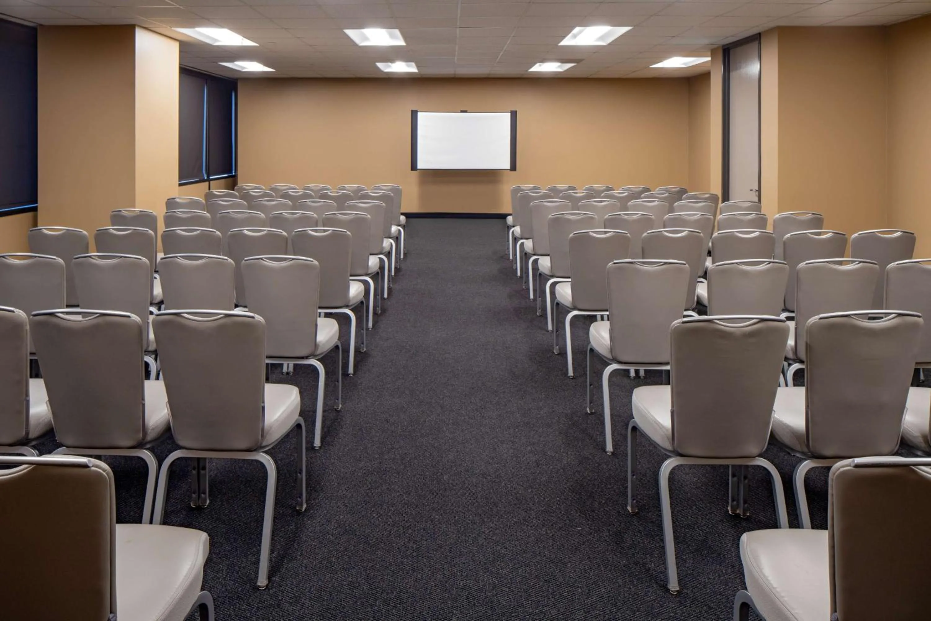 Meeting/conference room in Hyatt House New Orleans Downtown