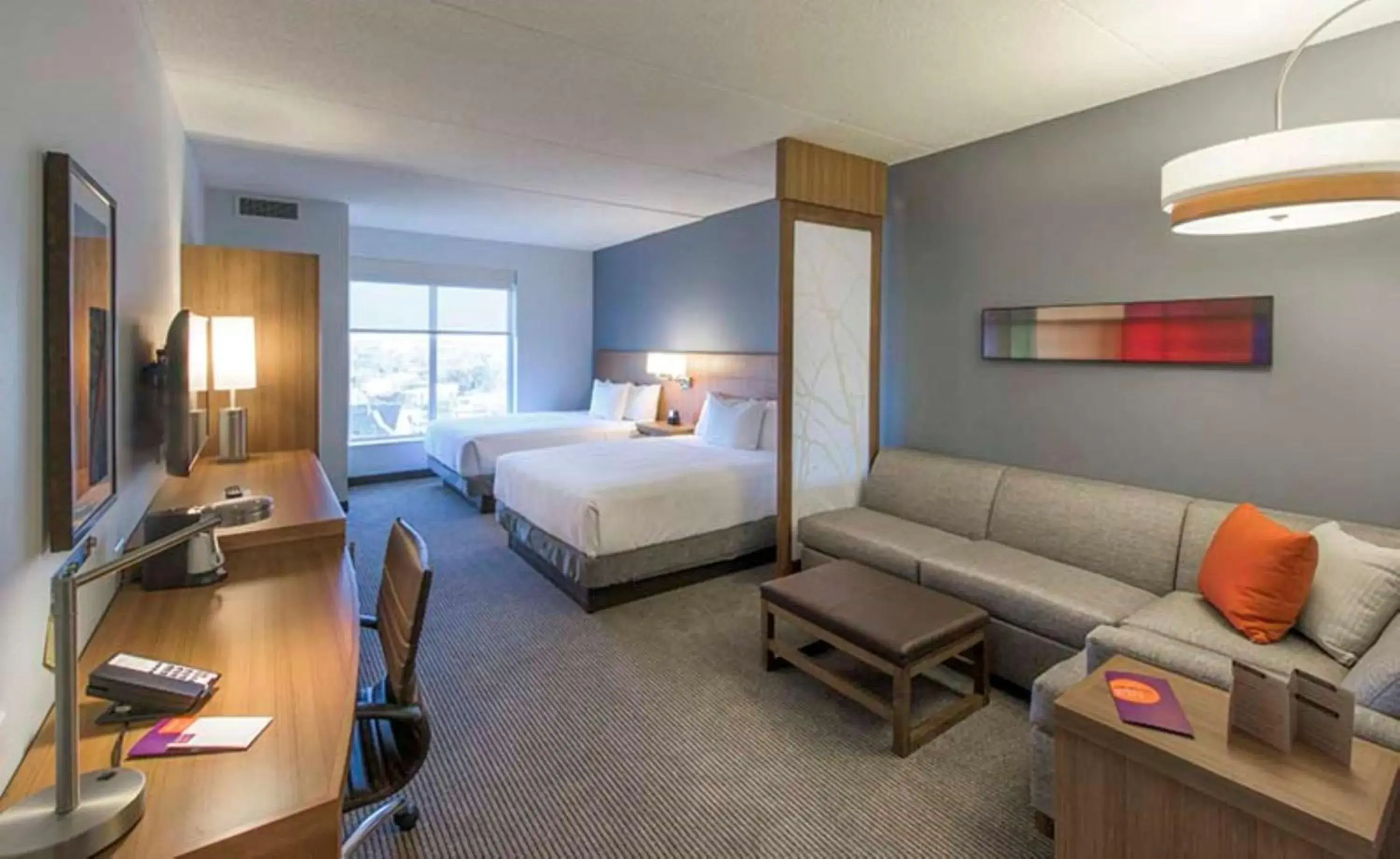 Queen Room with Two Queen Beds in DoubleTree by Hilton Asheville Downtown Queen Room with Two Queen Beds in DoubleTree by Hilton Asheville Downtown