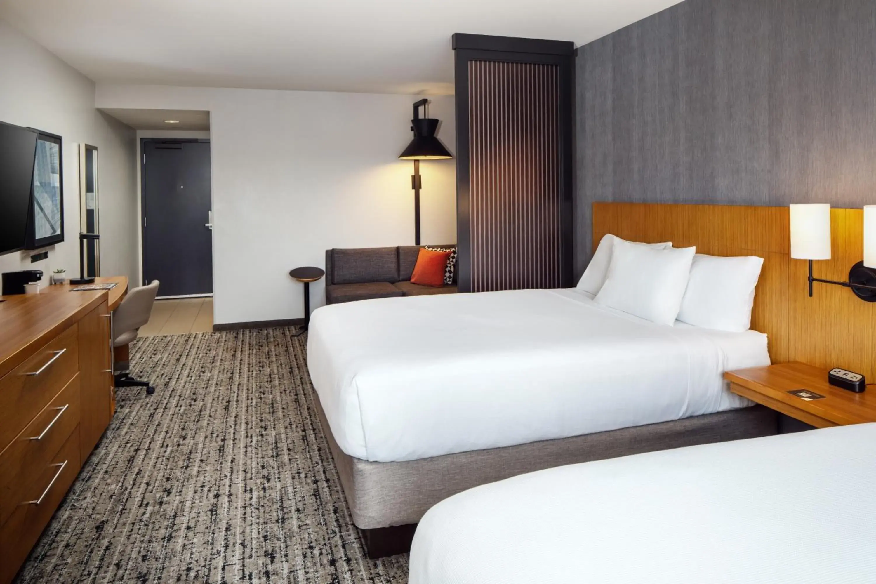 Bedroom, Bed in Hyatt Place Nashville Downtown Bedroom, Bed in Hyatt Place Nashville Downtown