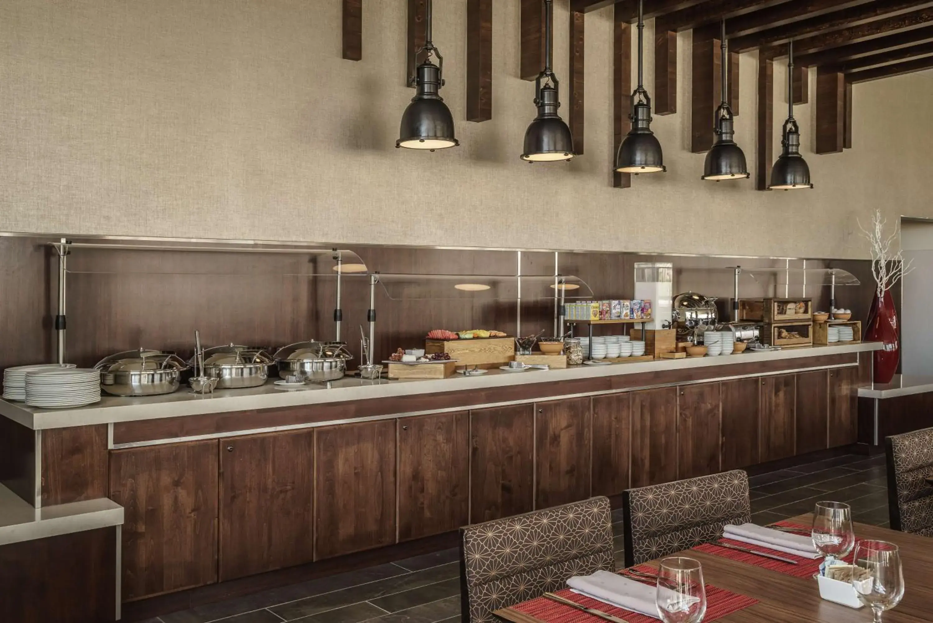 Restaurant/places to eat in Hyatt Regency Aurora-Denver Conference Center Restaurant/places to eat in Hyatt Regency Aurora-Denver Conference Center