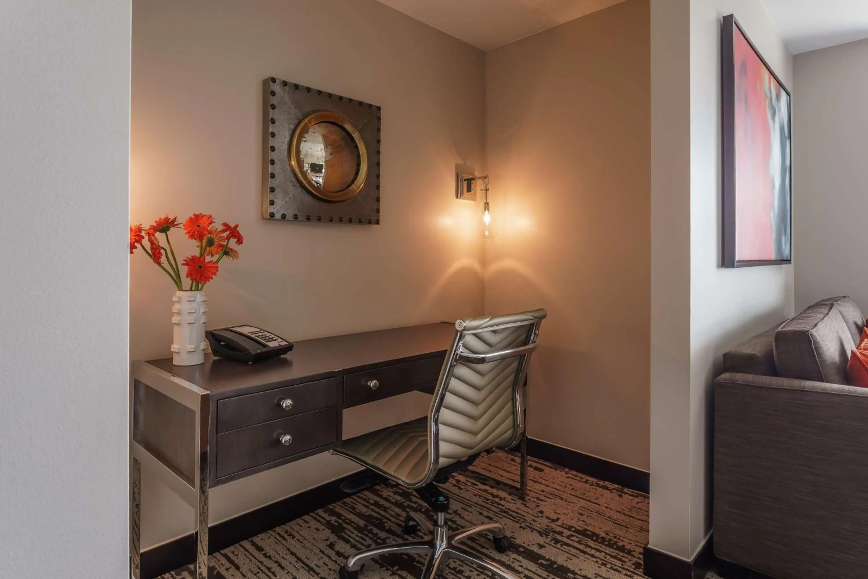 Photo of the whole room in Hyatt Regency Aurora-Denver Conference Center