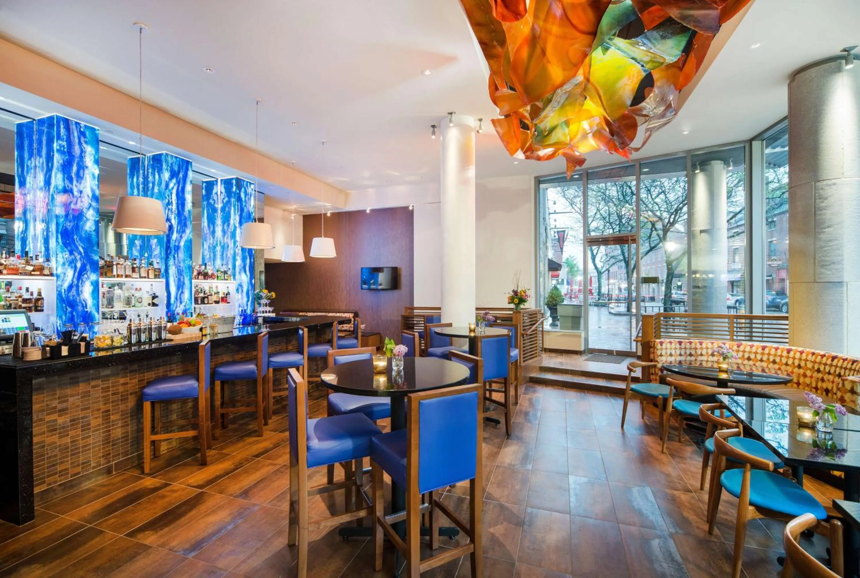 Lounge or bar in Hyatt Place Portland Downtown - Old Port Square