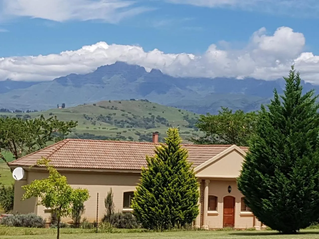 Property building in River Crossing