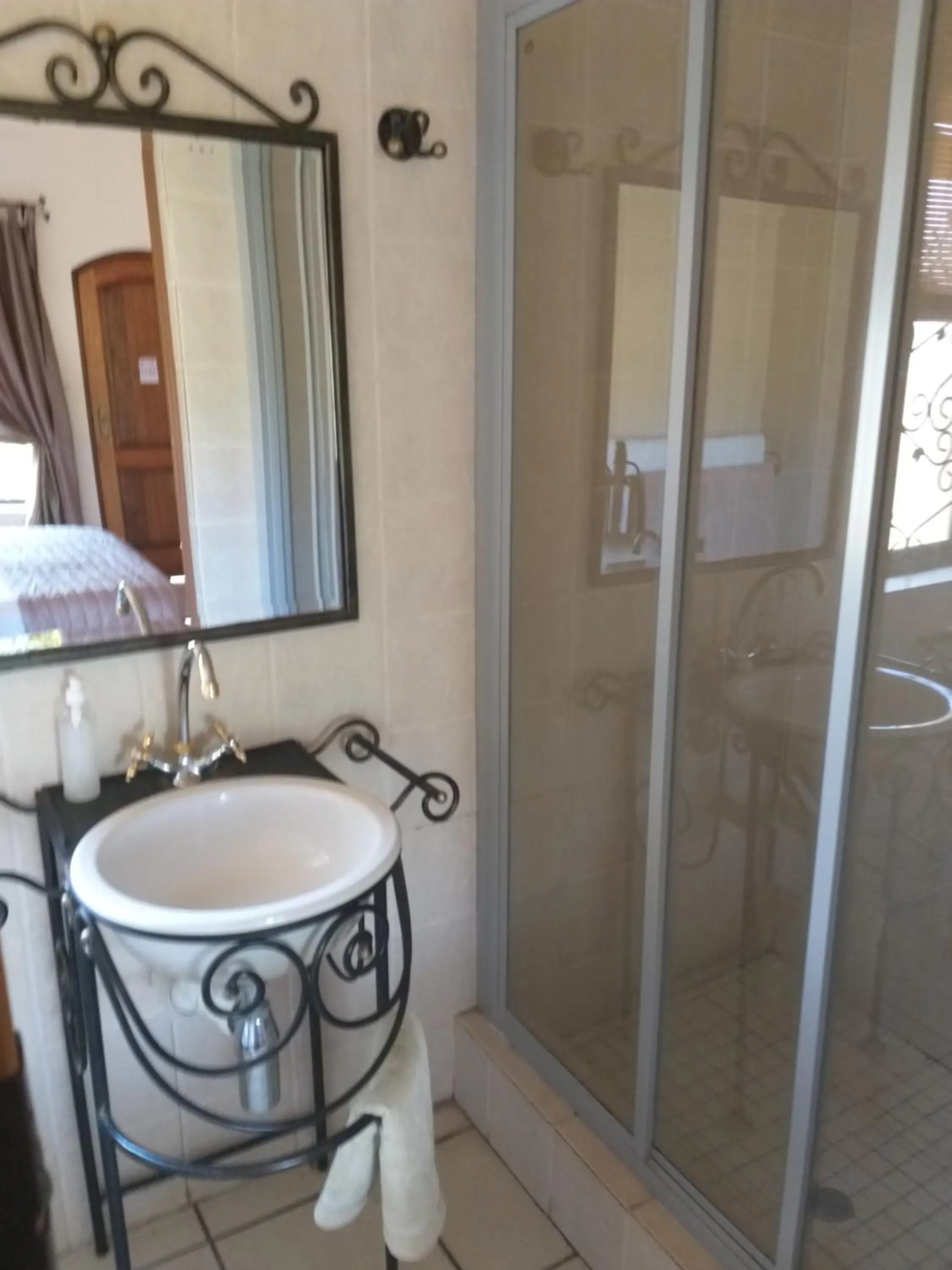 Bathroom in River Crossing