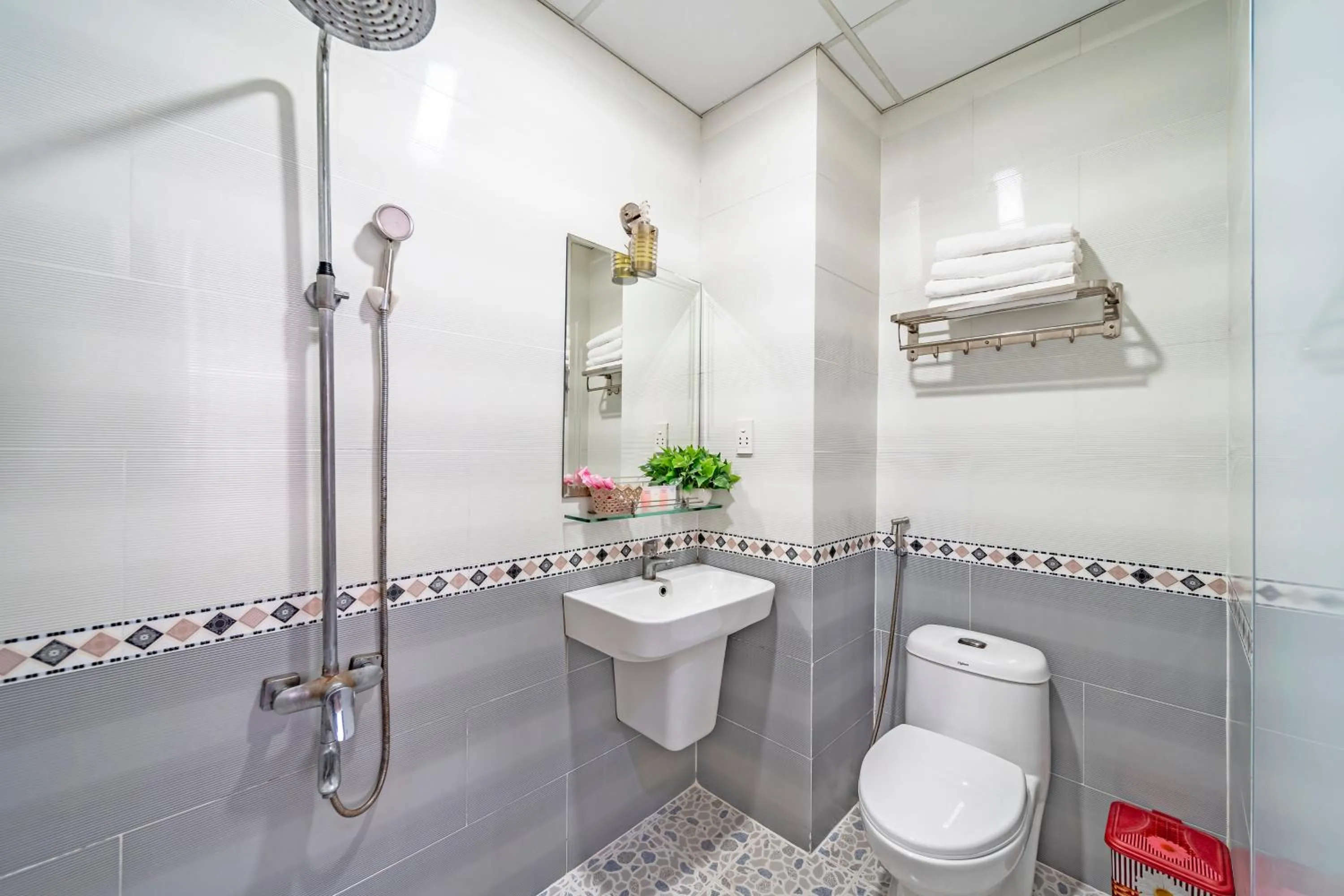 Toilet in Venus Hotel