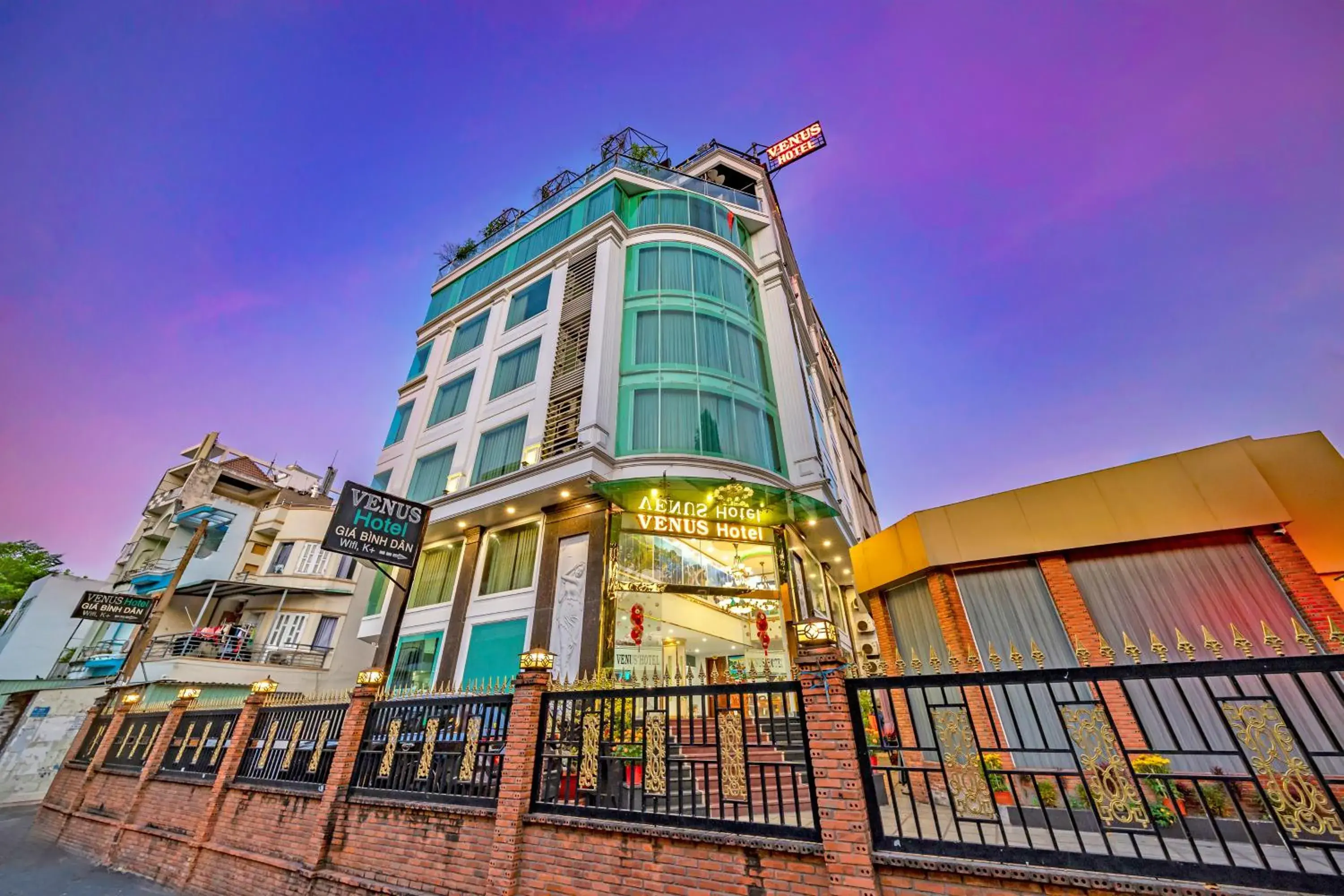 Property building in Venus Hotel Property building in Venus Hotel