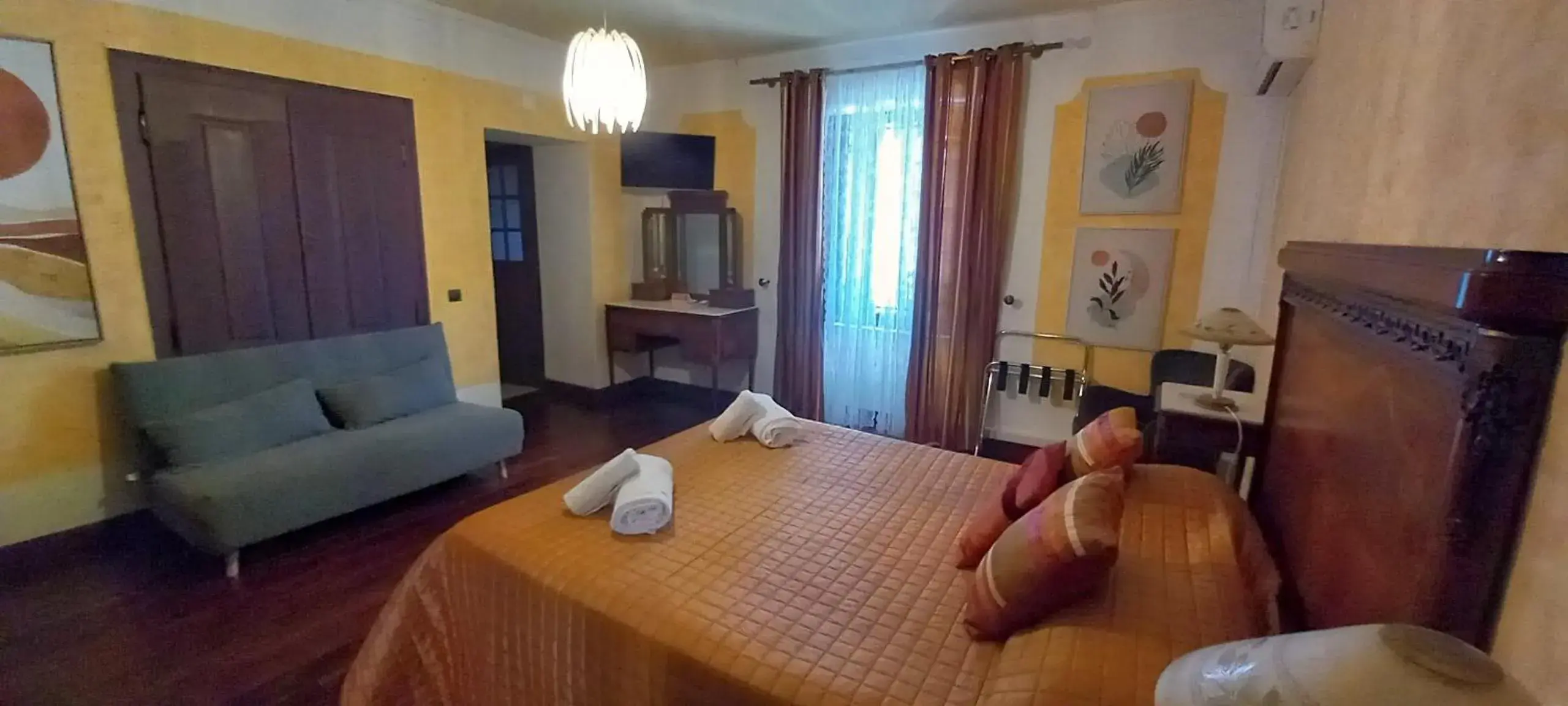 Deluxe Double Room in Herdade da Fonte Ferreira Deluxe Double Room in Herdade da Fonte Ferreira