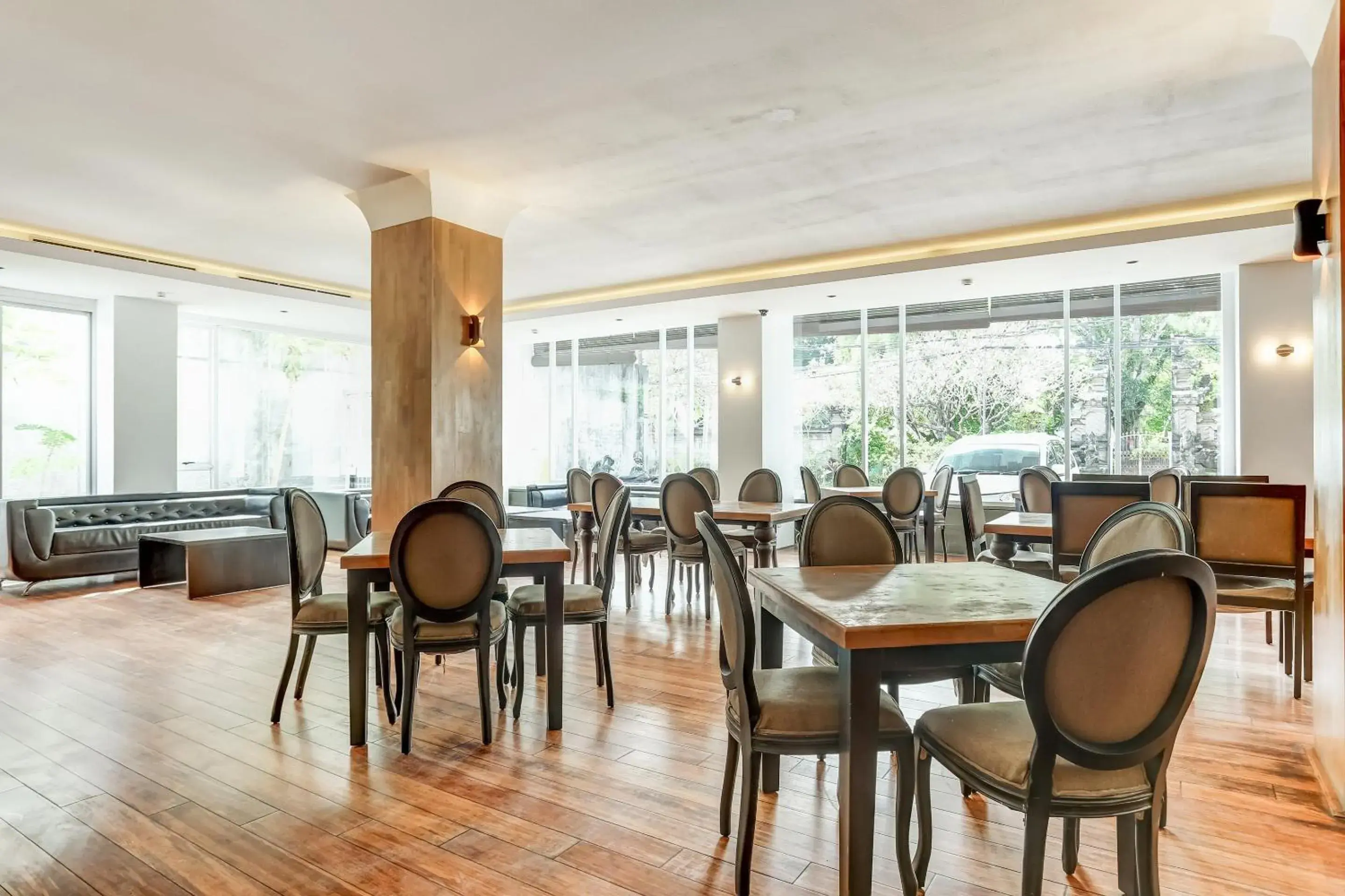 Lobby or reception in Collection O Legian Near Pantai Kuta Formerly Premium Legian Lobby or reception in Collection O Legian Near Pantai Kuta Formerly Premium Legian