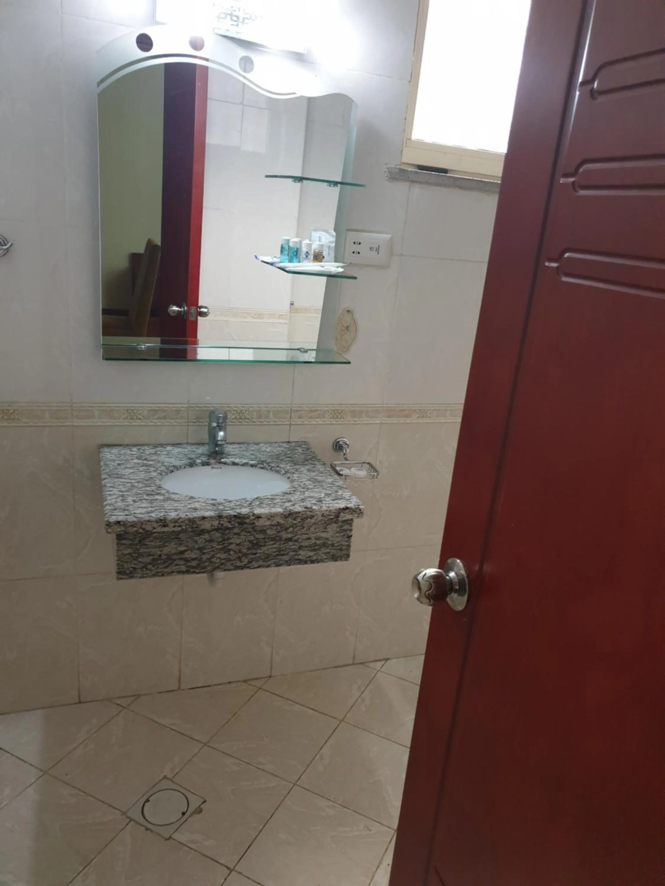 Blue Birds International Hotel