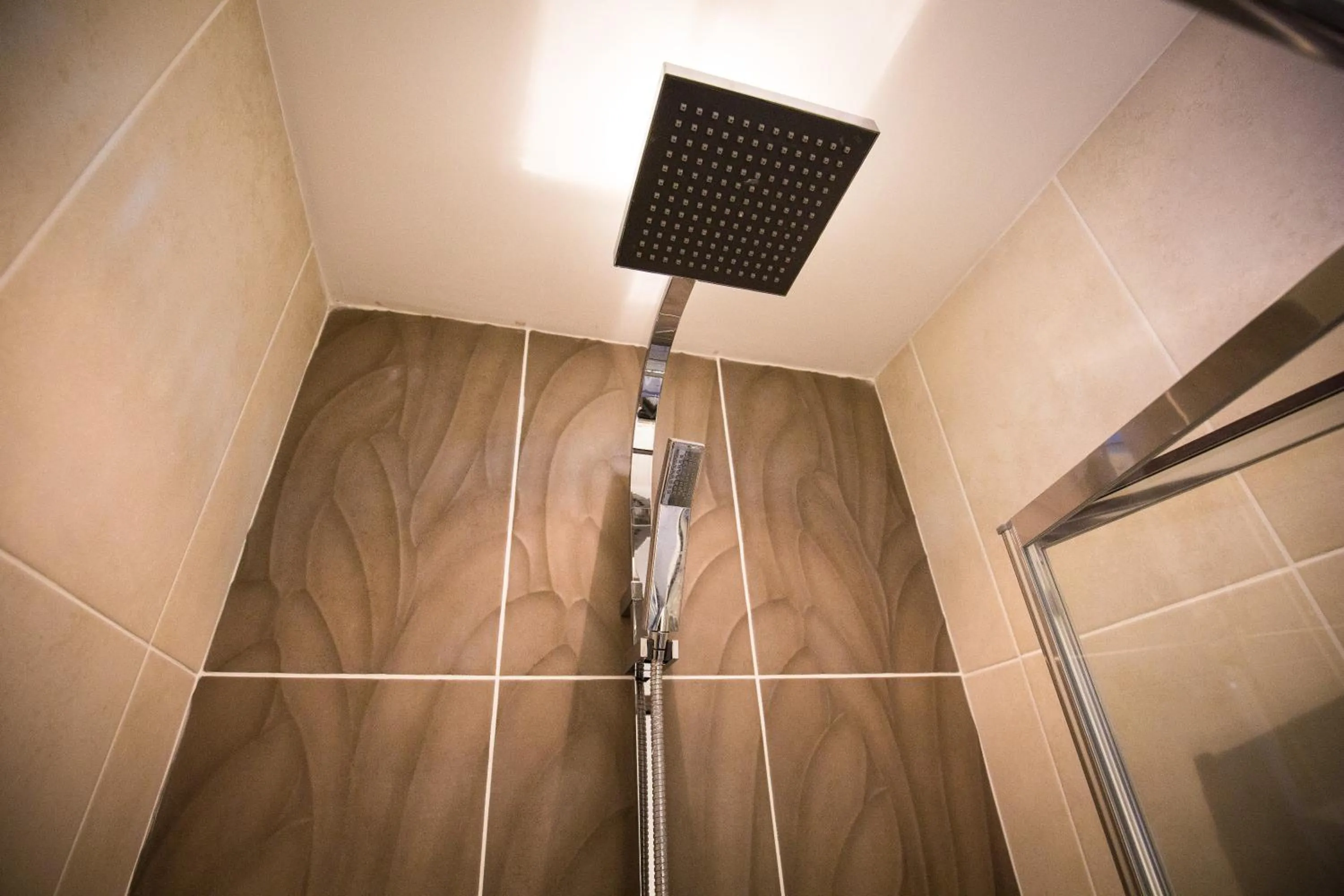Shower in The Cardinals Hat