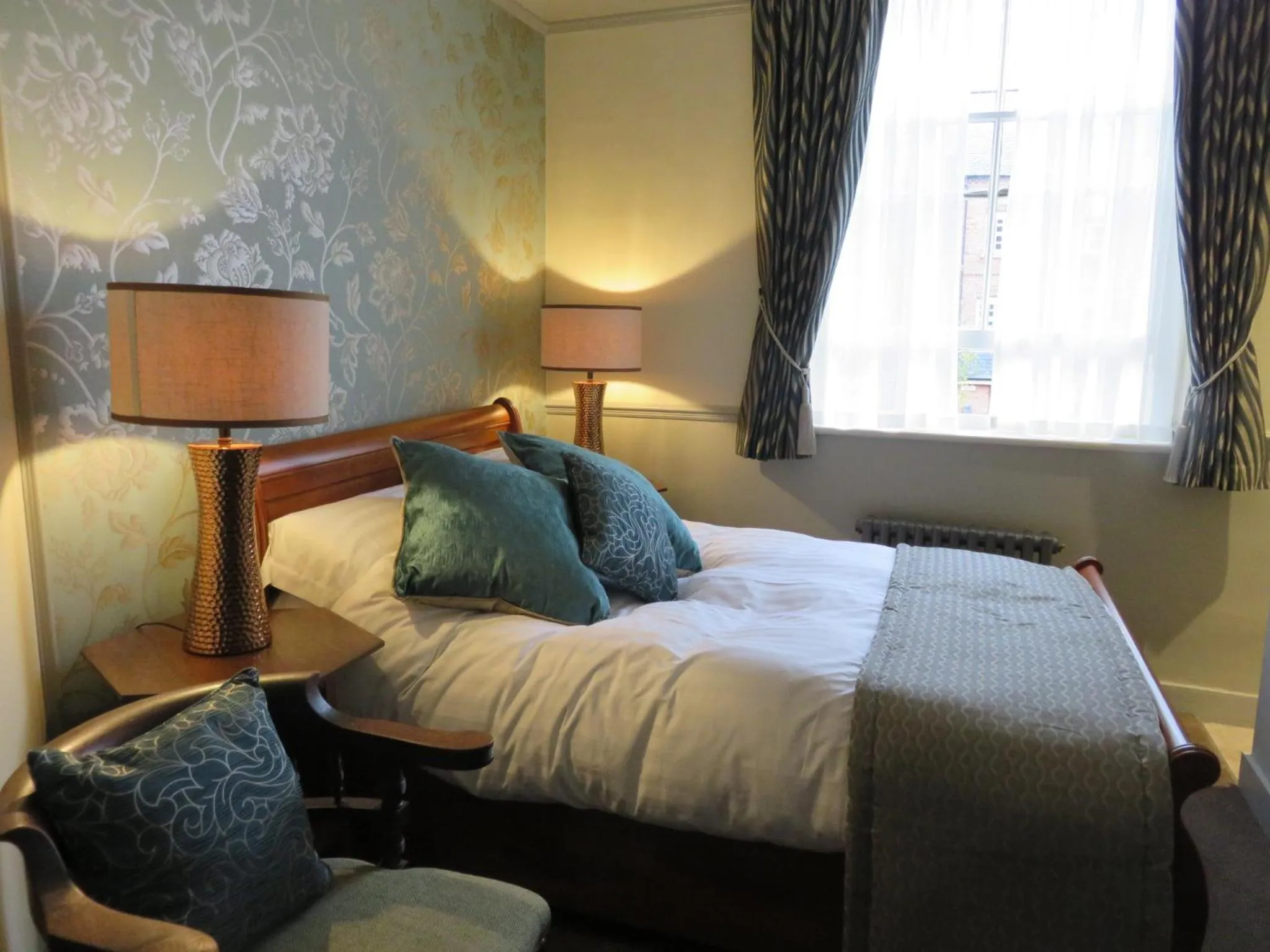 Bedroom, Bed in The Cardinals Hat