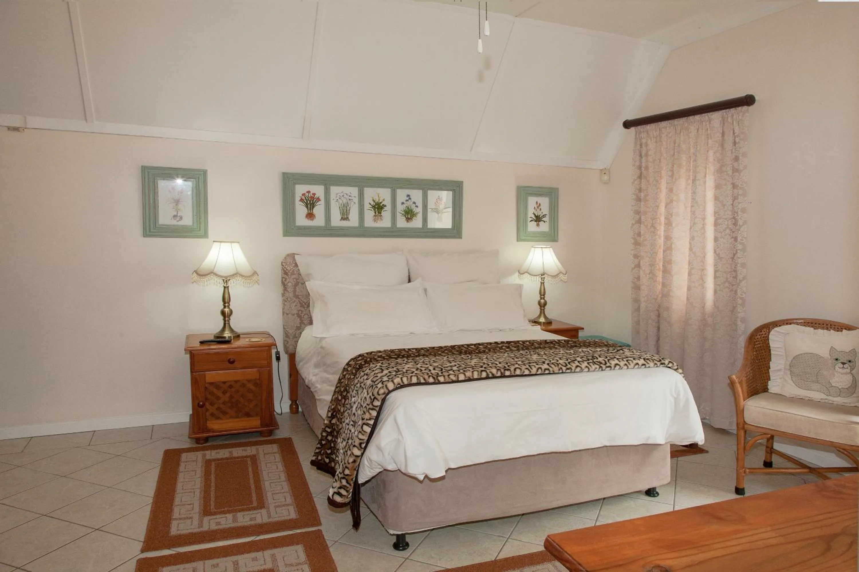 Bedroom, Bed in York House Guest House