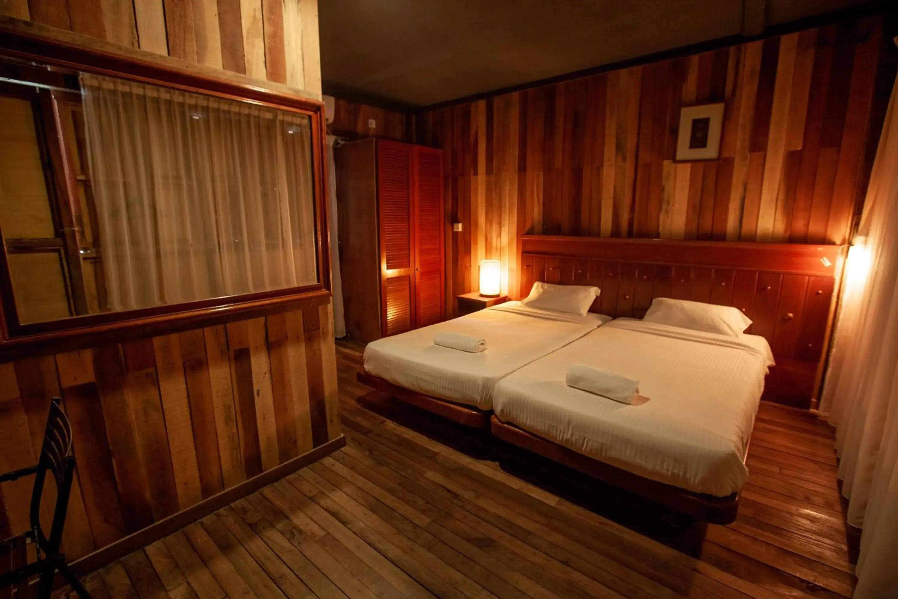 Twin Room with Pool View in Joe Fisherman Inn Twin Room with Pool View in Joe Fisherman Inn