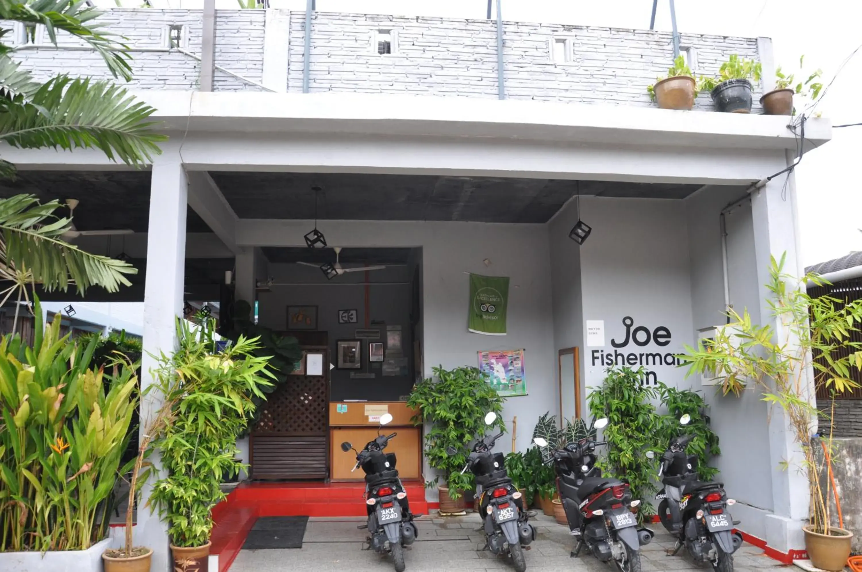 Facade/entrance in Joe Fisherman Inn Facade/entrance in Joe Fisherman Inn