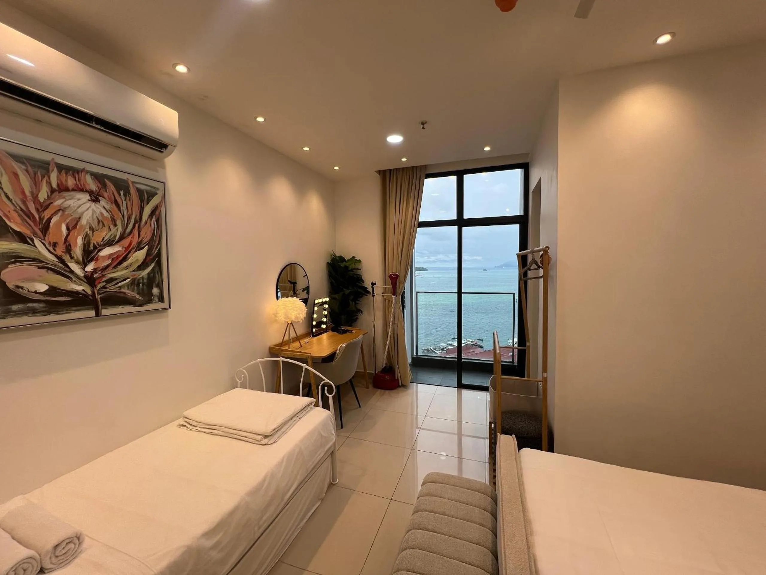 Bed in The Shore Kota Kinabalu