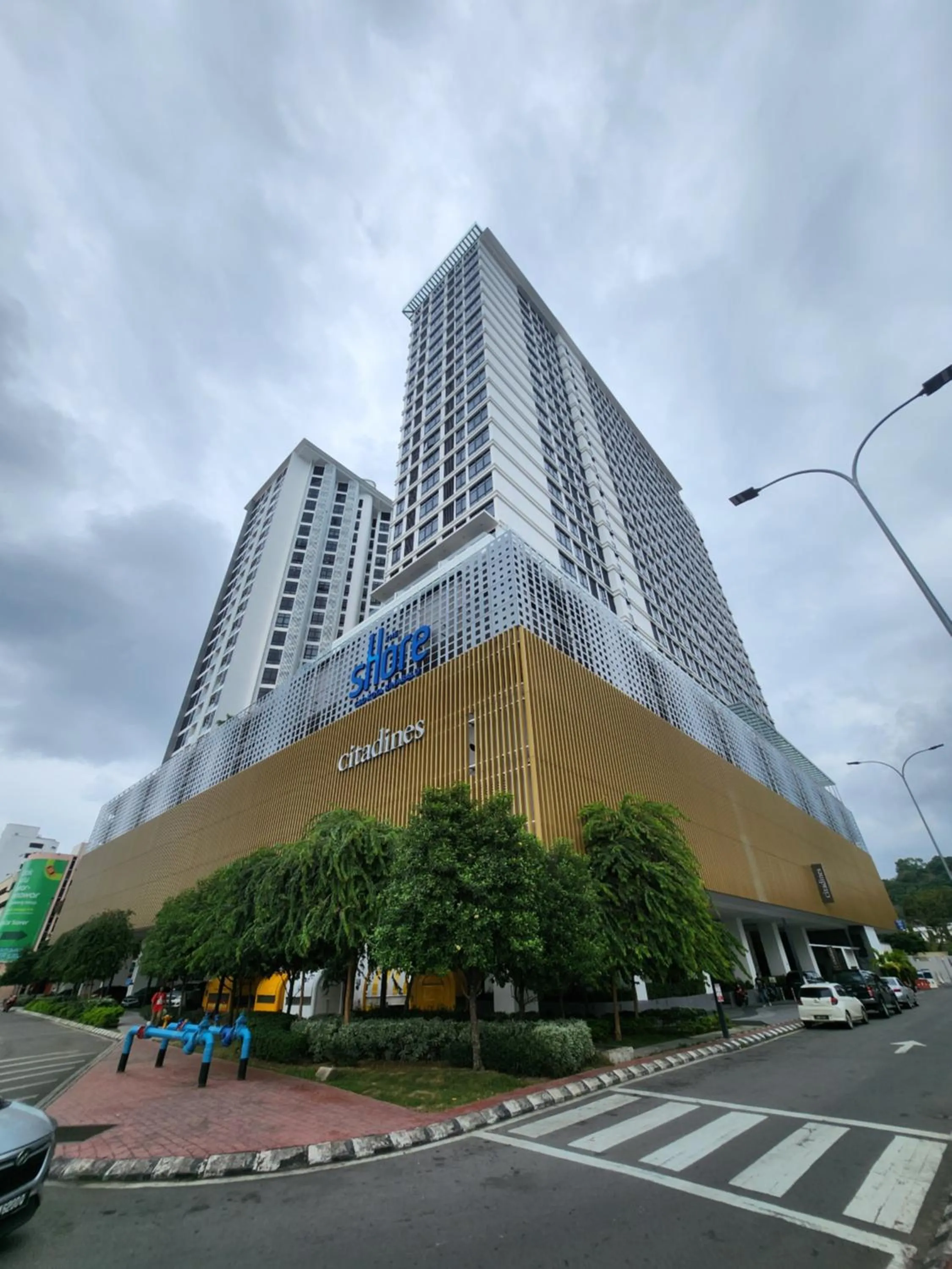 Property building in The Shore Kota Kinabalu