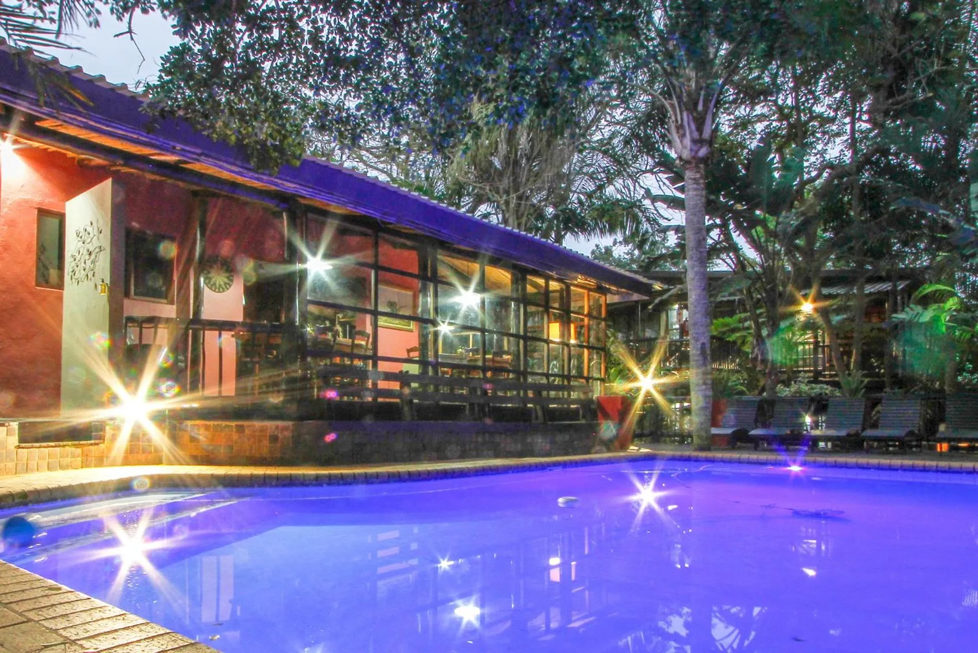 Swimming pool in Umlilo Guest House