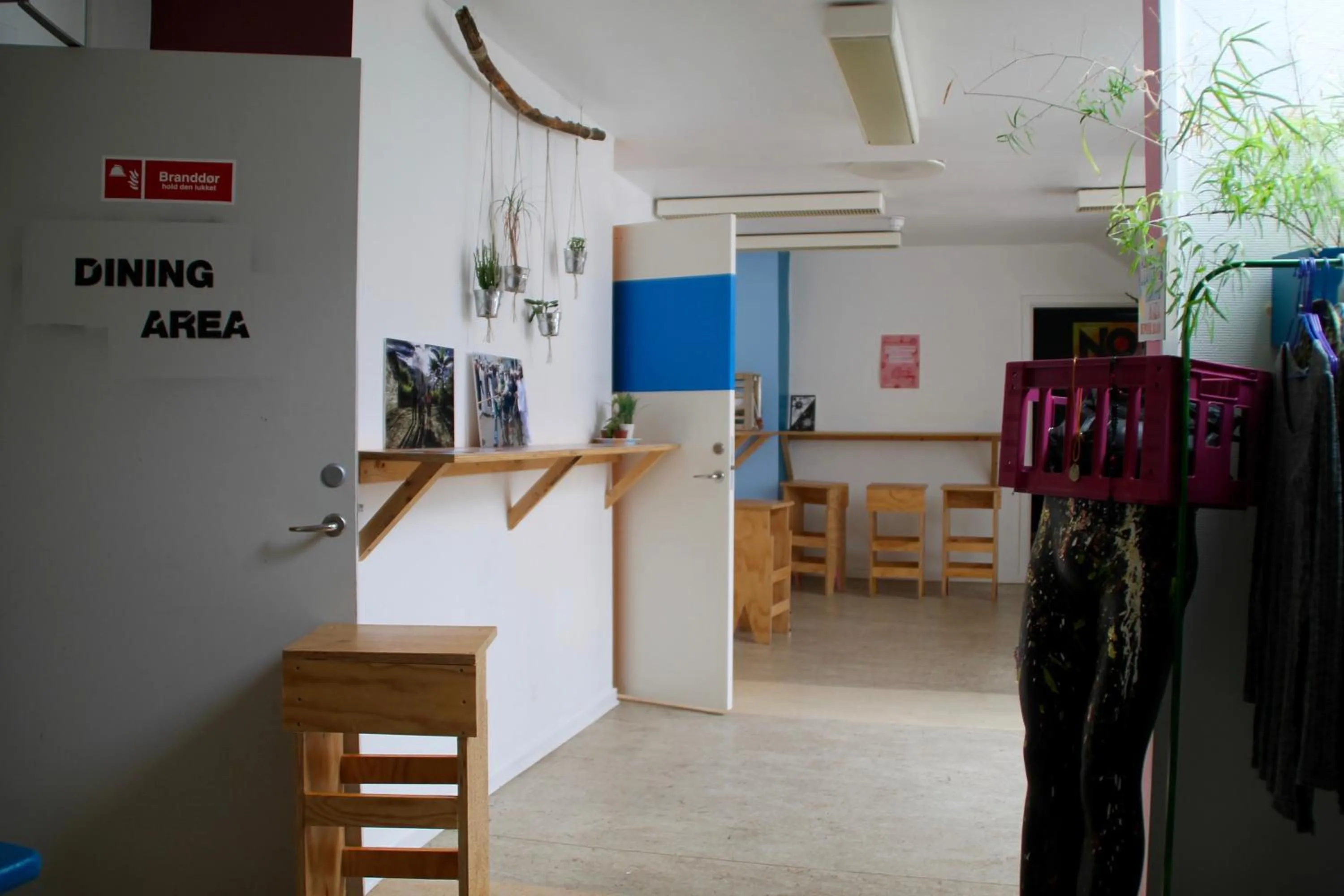 Communal lounge/ TV room in Globalhagen Hostel