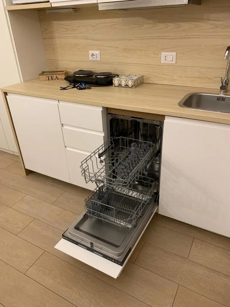 Kitchen or kitchenette in La Casetta di Ely