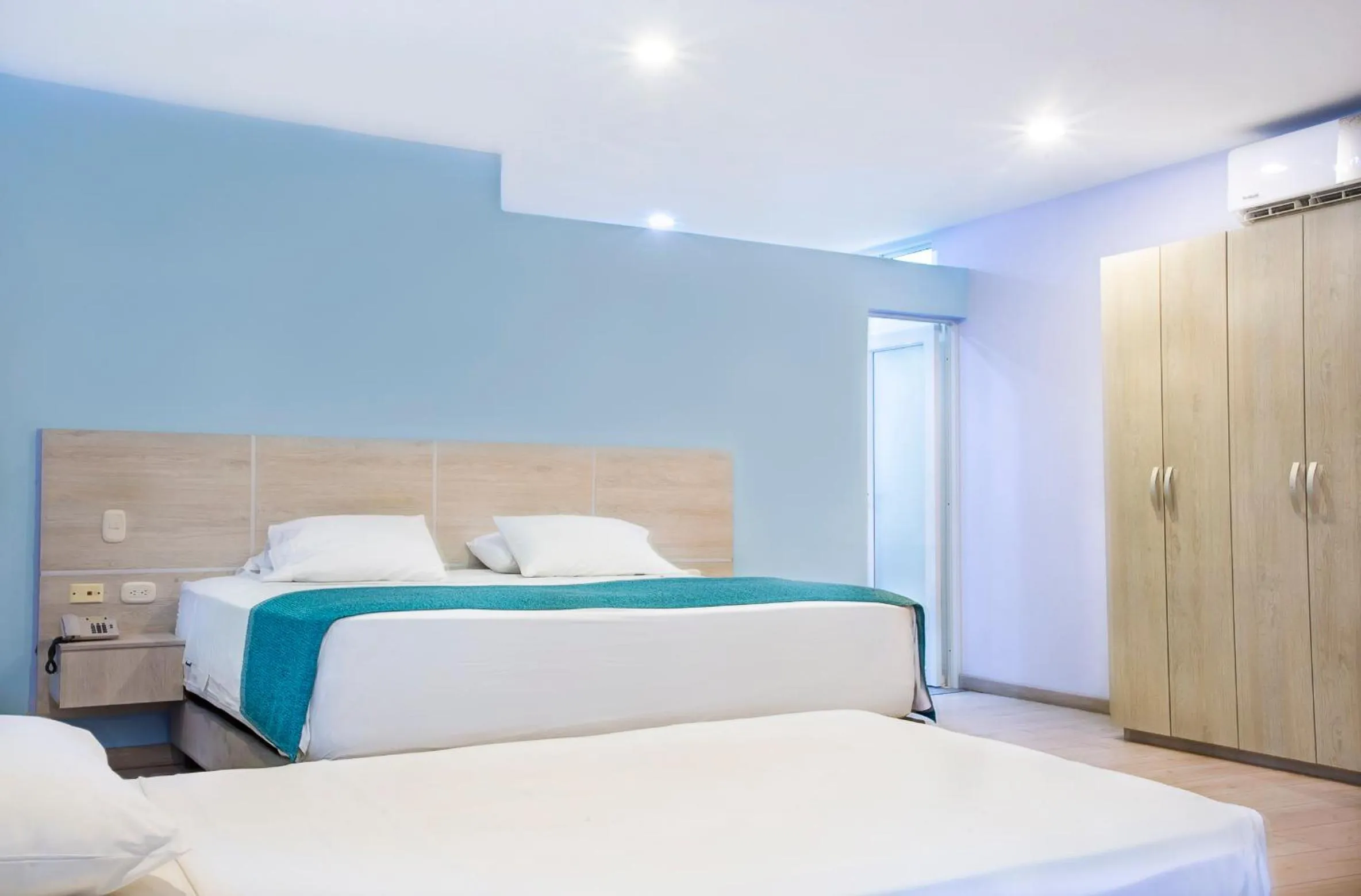 Bedroom, Bed in Hotel Santorini Casablanca Resort