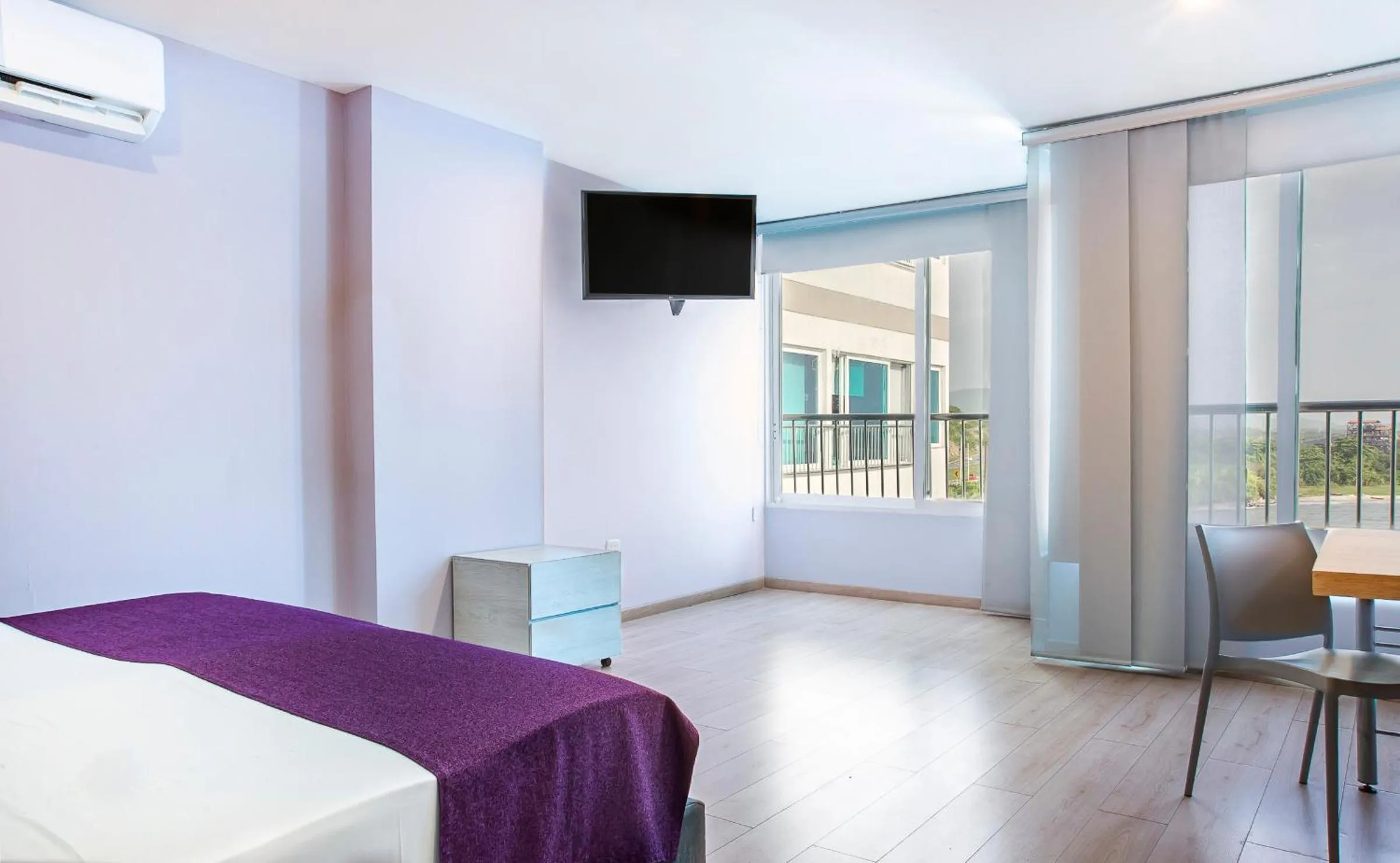 Bedroom, Bed in Hotel Santorini Casablanca Resort