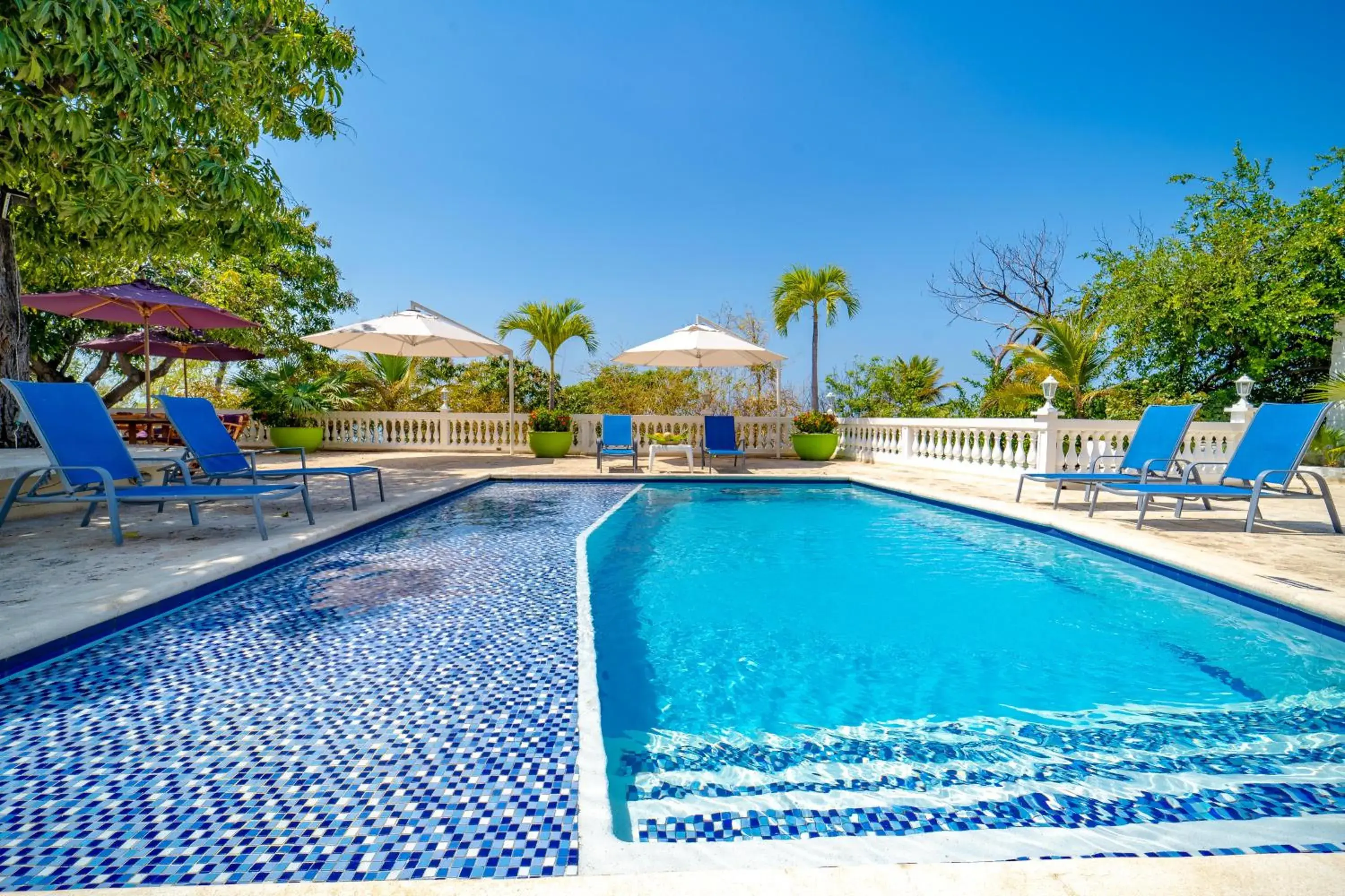 Swimming pool in Hotel Santorini Casablanca Resort Swimming pool in Hotel Santorini Casablanca Resort