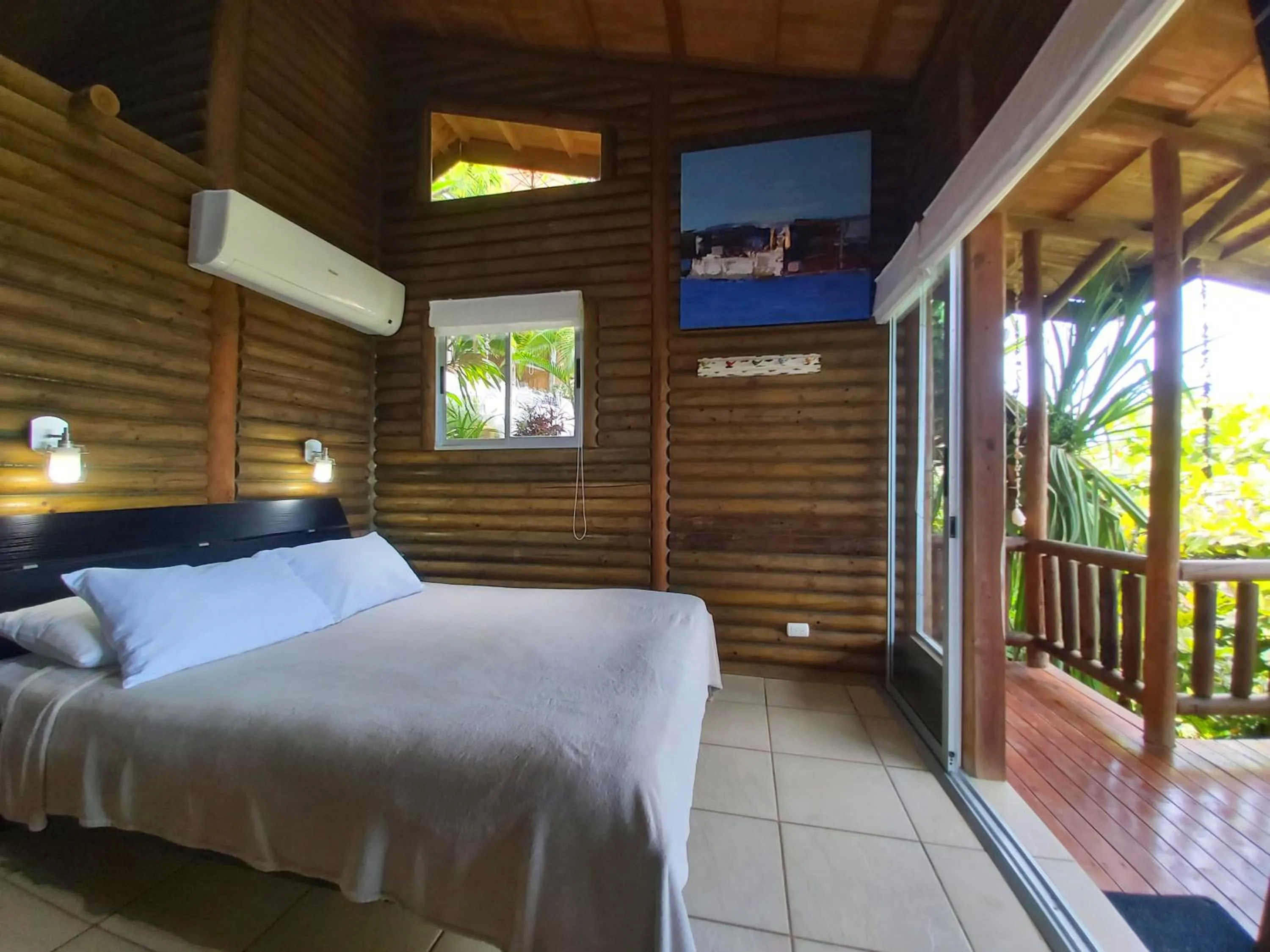 Bedroom, Bed in Horizon Hotel & Yoga center