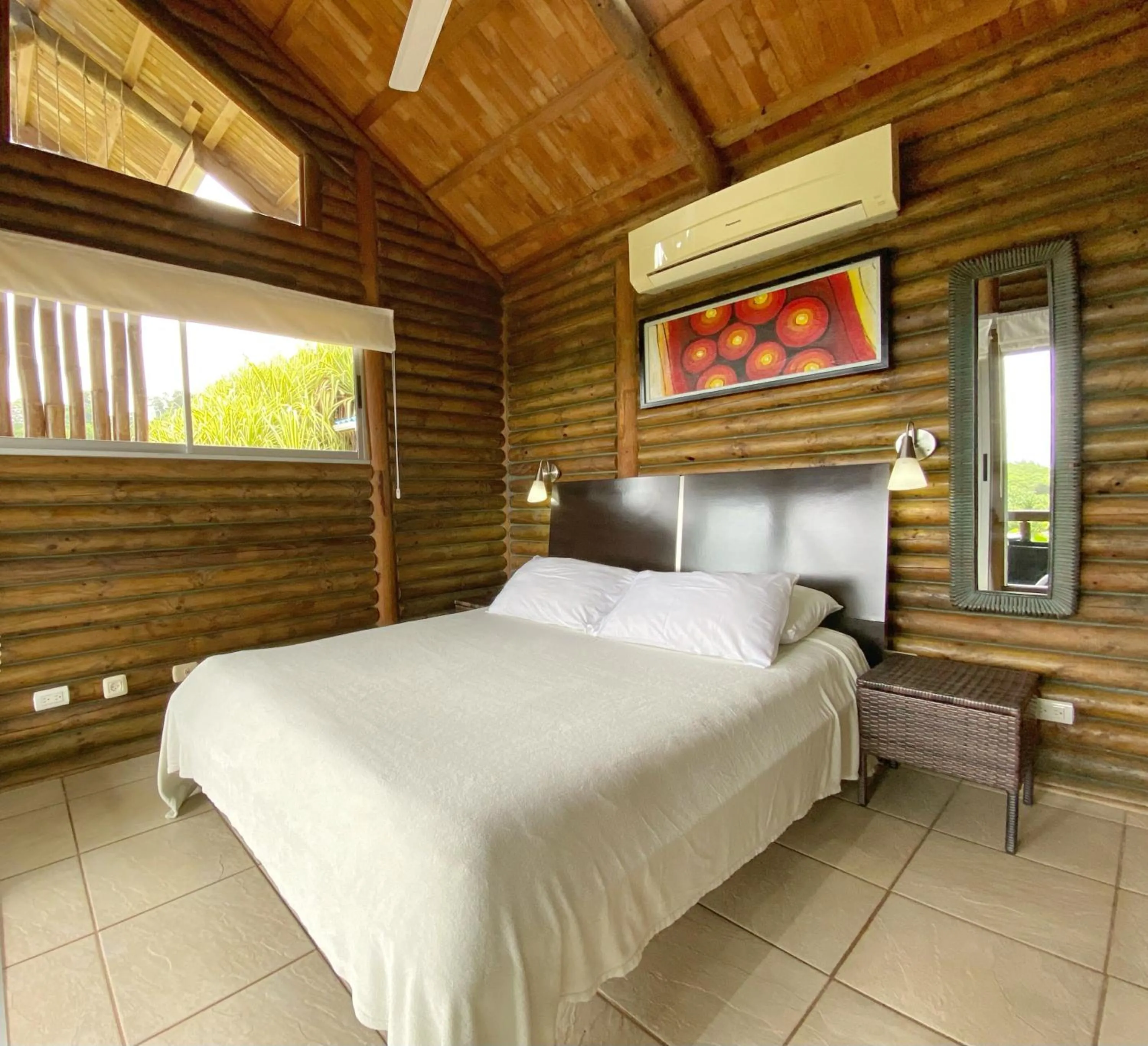 Bed in Horizon Hotel & Yoga center