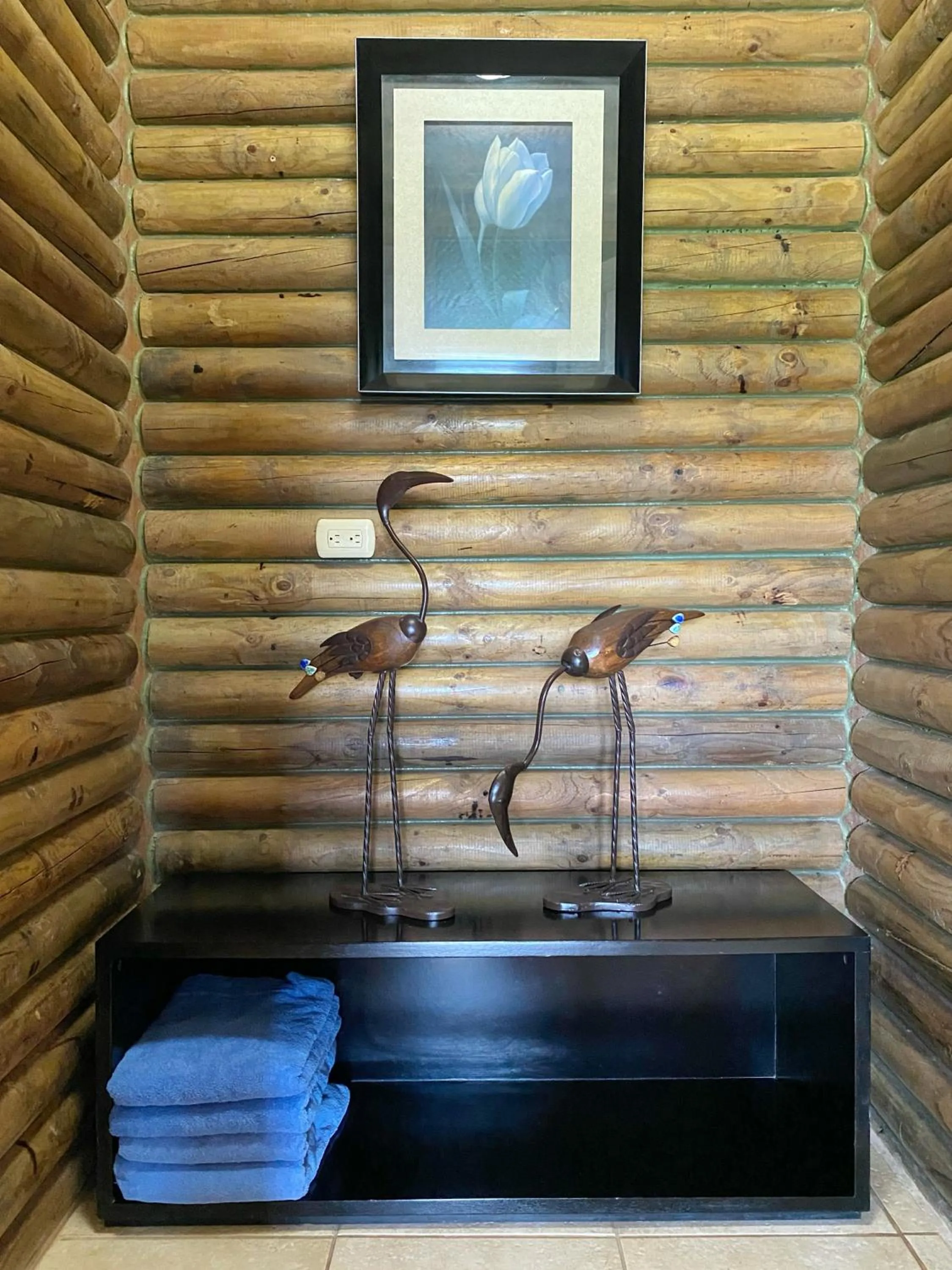 Decorative detail in Horizon Hotel & Yoga center