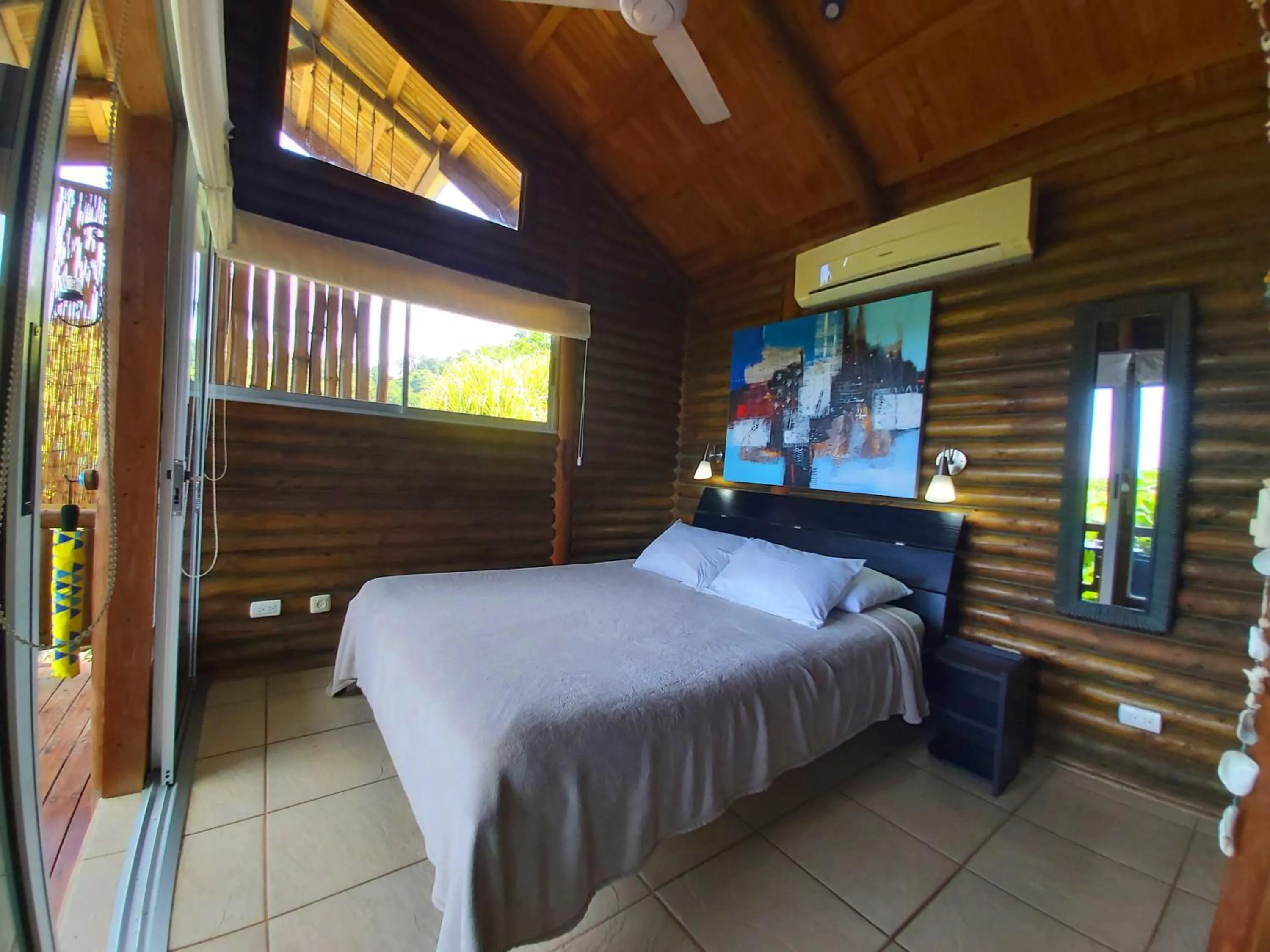 Bedroom, Bed in Horizon Hotel & Yoga center