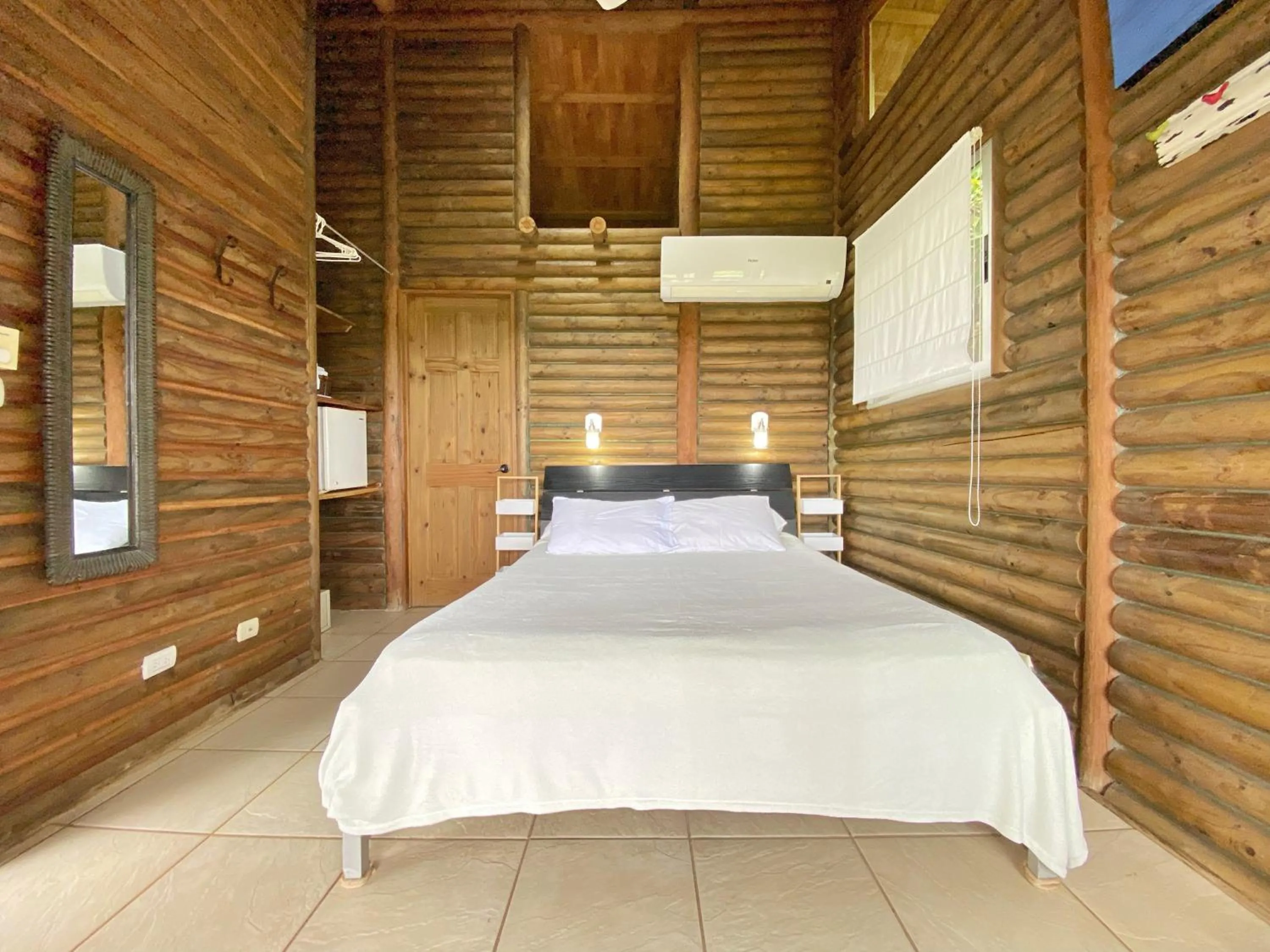 Bed in Horizon Hotel & Yoga center