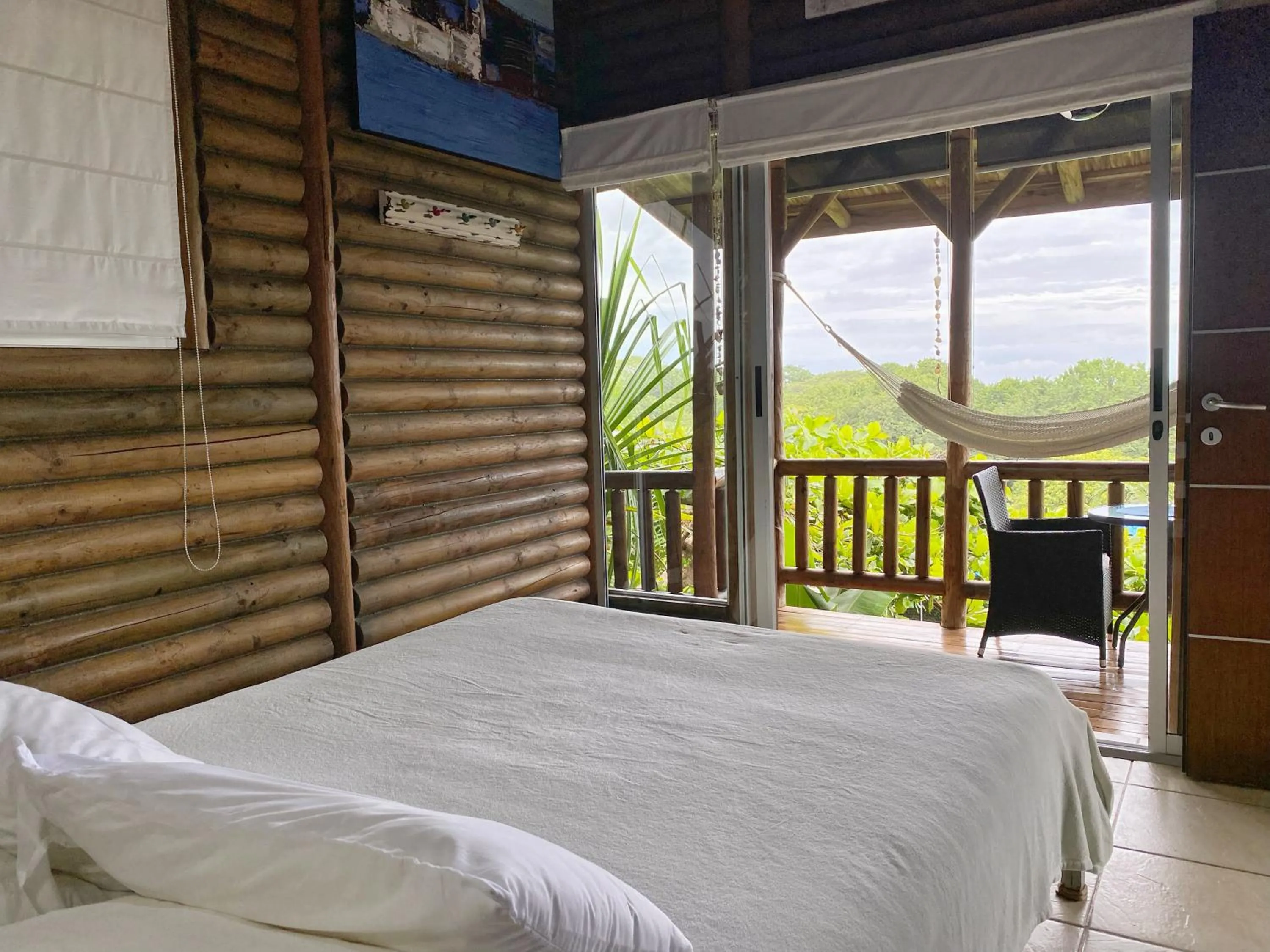 Bedroom, Bed in Horizon Hotel & Yoga center