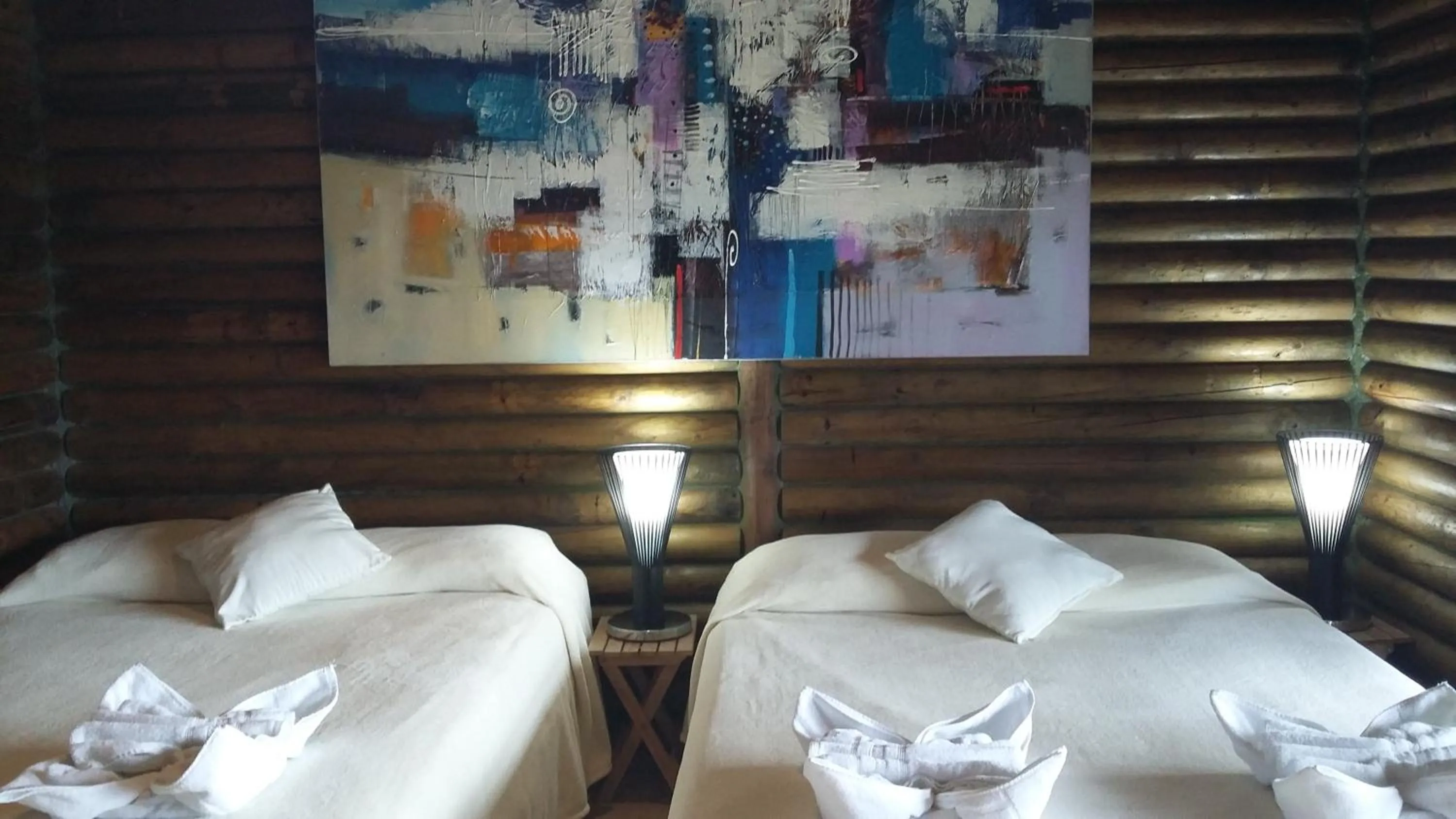 Bed in Horizon Hotel & Yoga center