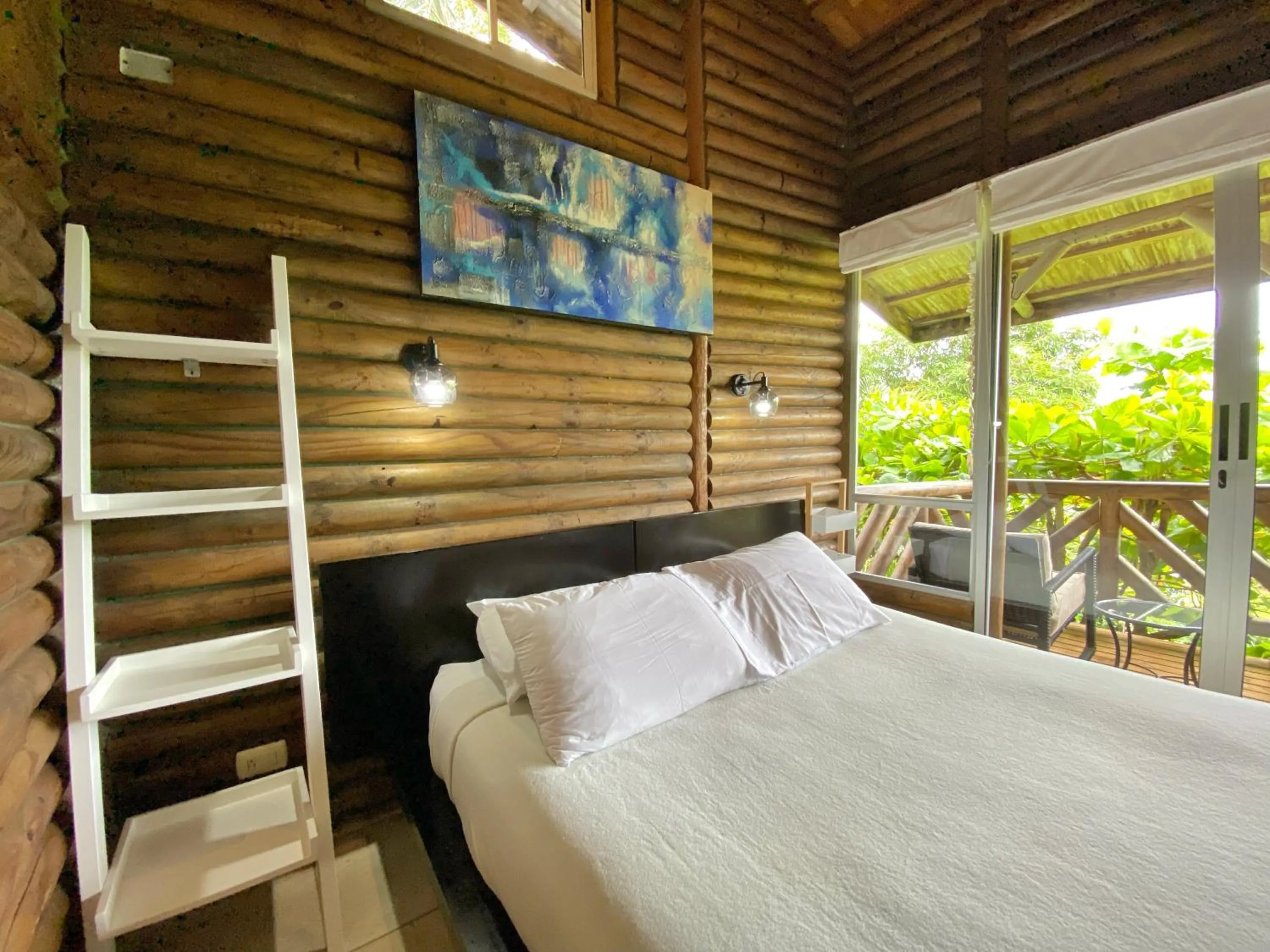 View (from property/room), Bed in Horizon Hotel & Yoga center