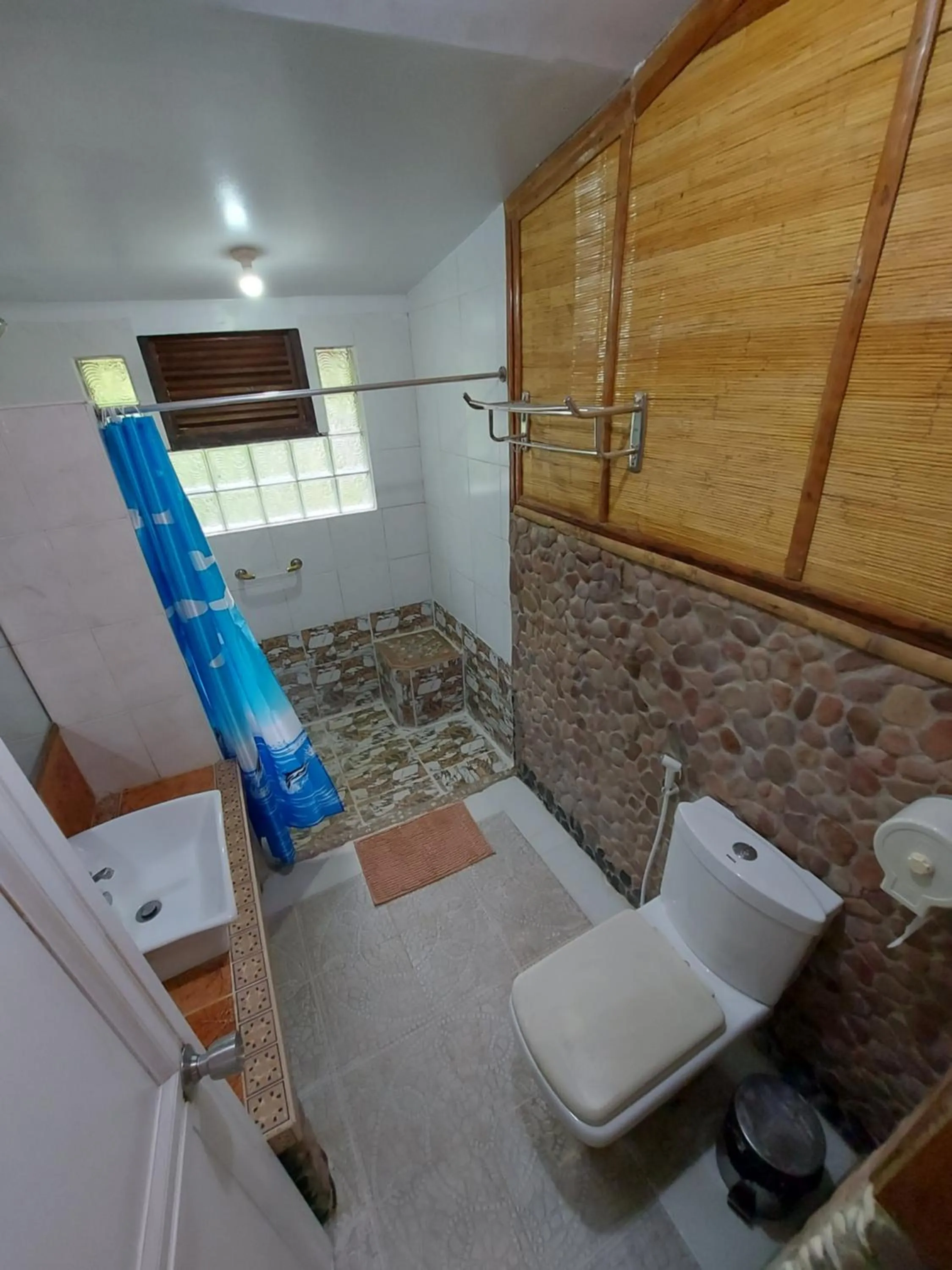 Shower in Marina Palawan Boutique Nature Resort