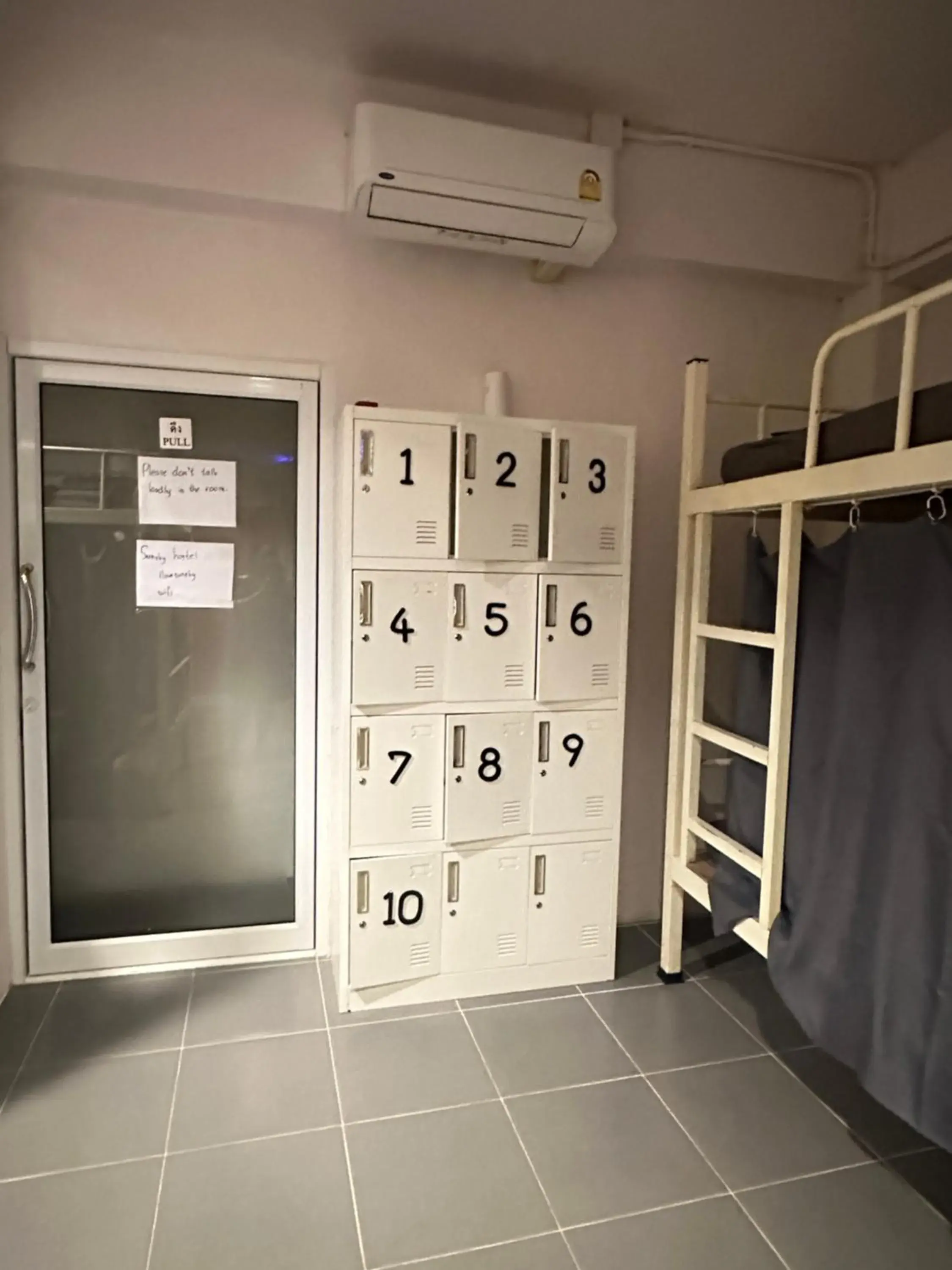 Photo of the whole room in Phi Phi Green House & Sunsky Hostel Photo of the whole room in Phi Phi Green House & Sunsky Hostel