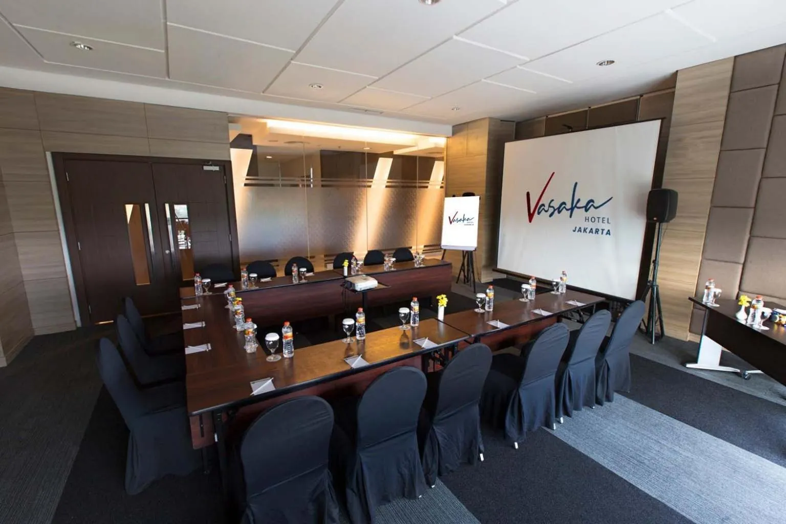 Meeting/conference room in Vasaka Hotel Jakarta Managed by Dafam